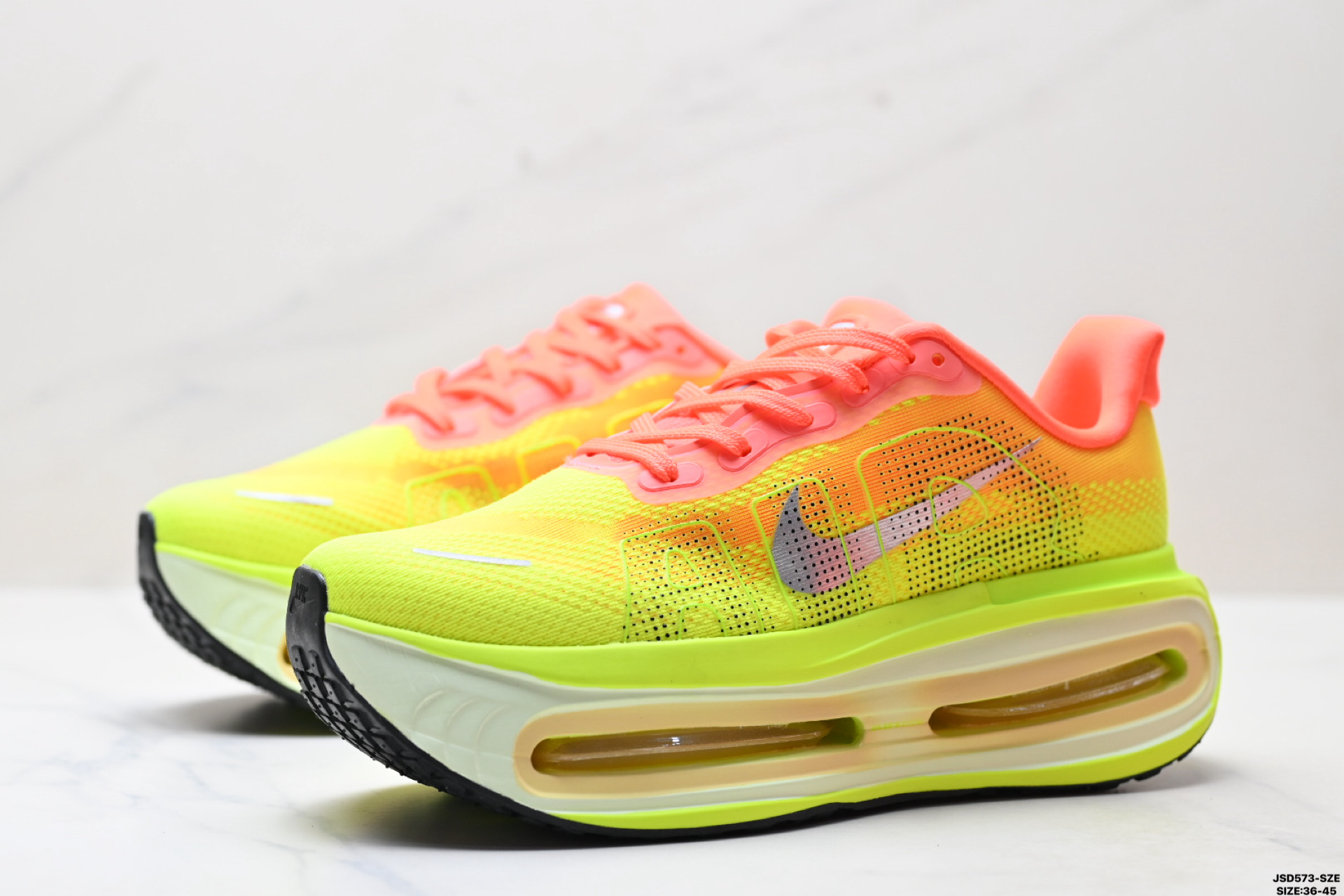 220 Nike VOMERO PREMIUM 耐克 舒适减震防滑 低帮跑步鞋 FN8453-019