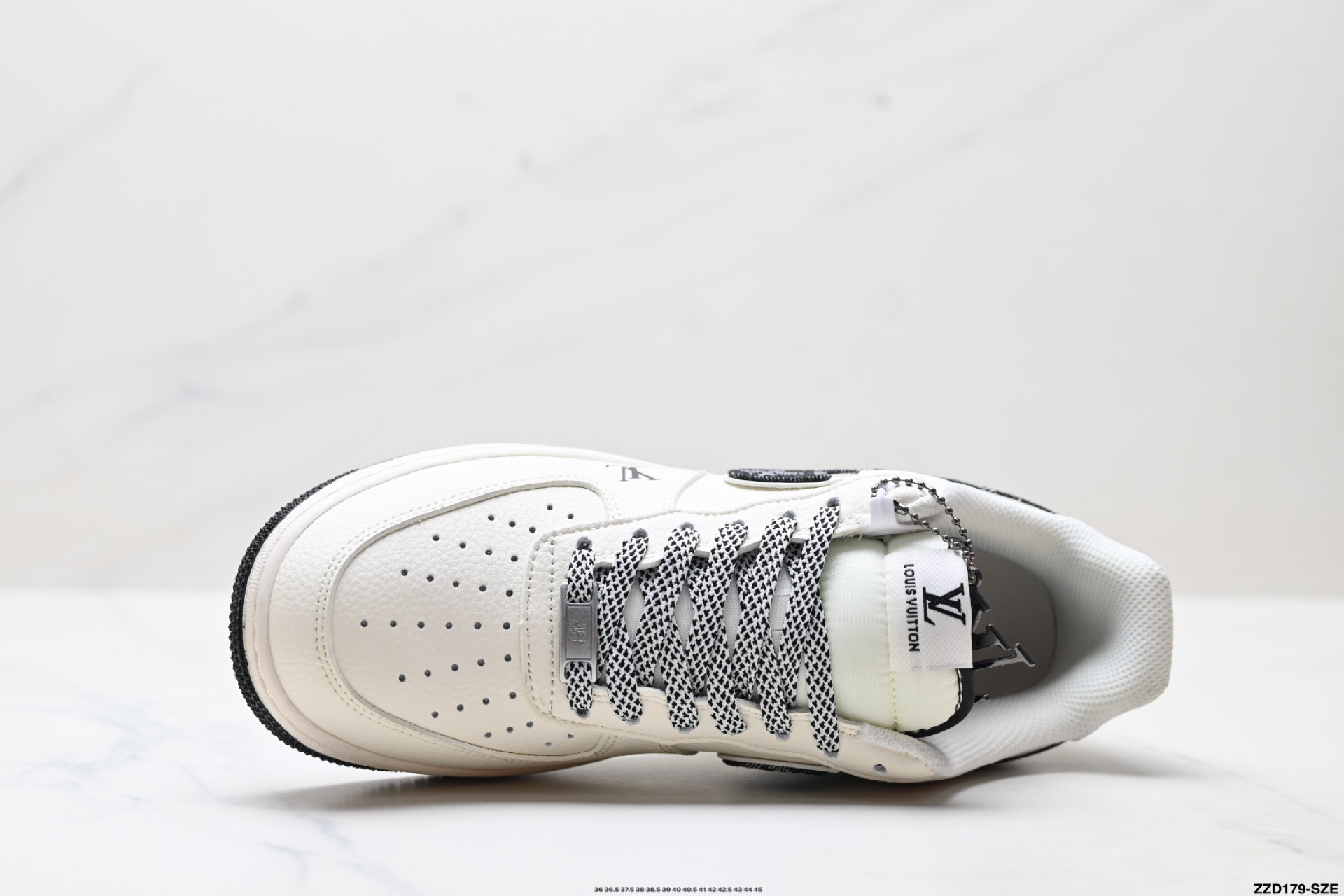 260 NIKE AIR FORCE 1‘07 LV8 SM6668-108