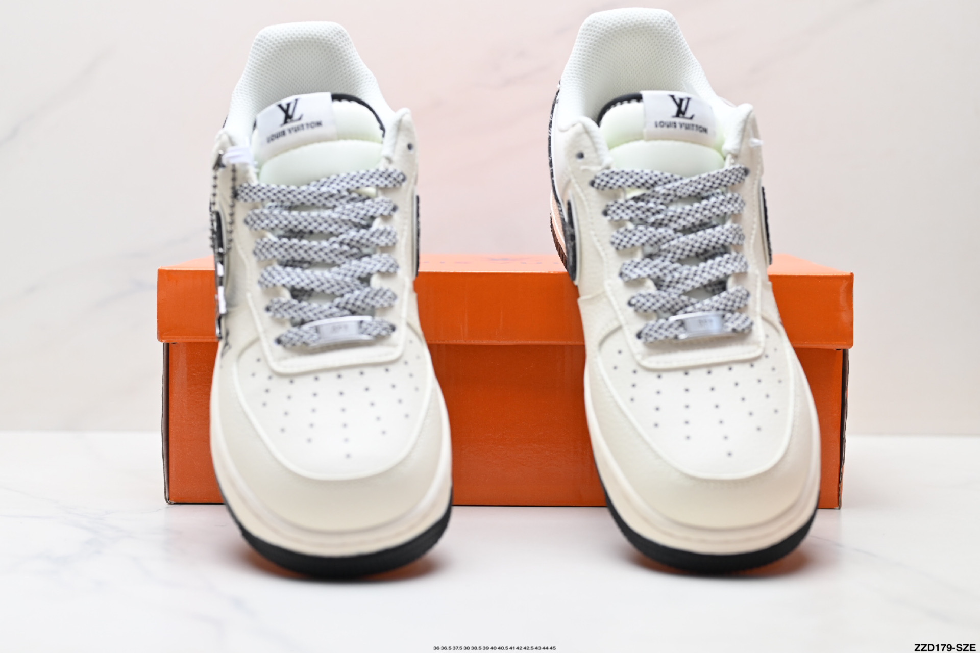260 NIKE AIR FORCE 1‘07 LV8 SM6668-108
