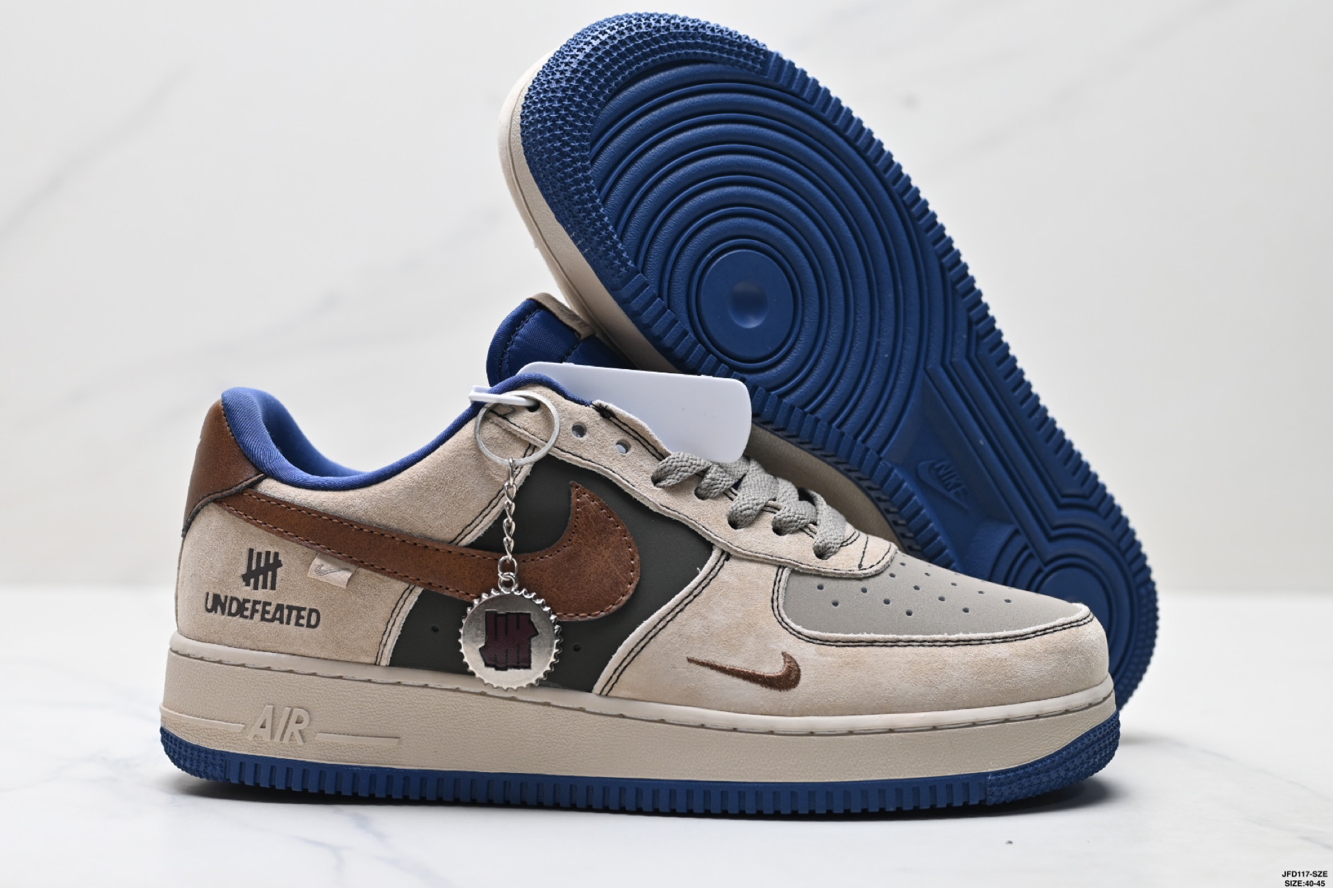 180 耐克Nike AIR FORCE 1’07空军一号低帮百搭休闲运动板鞋 AJ7747-100