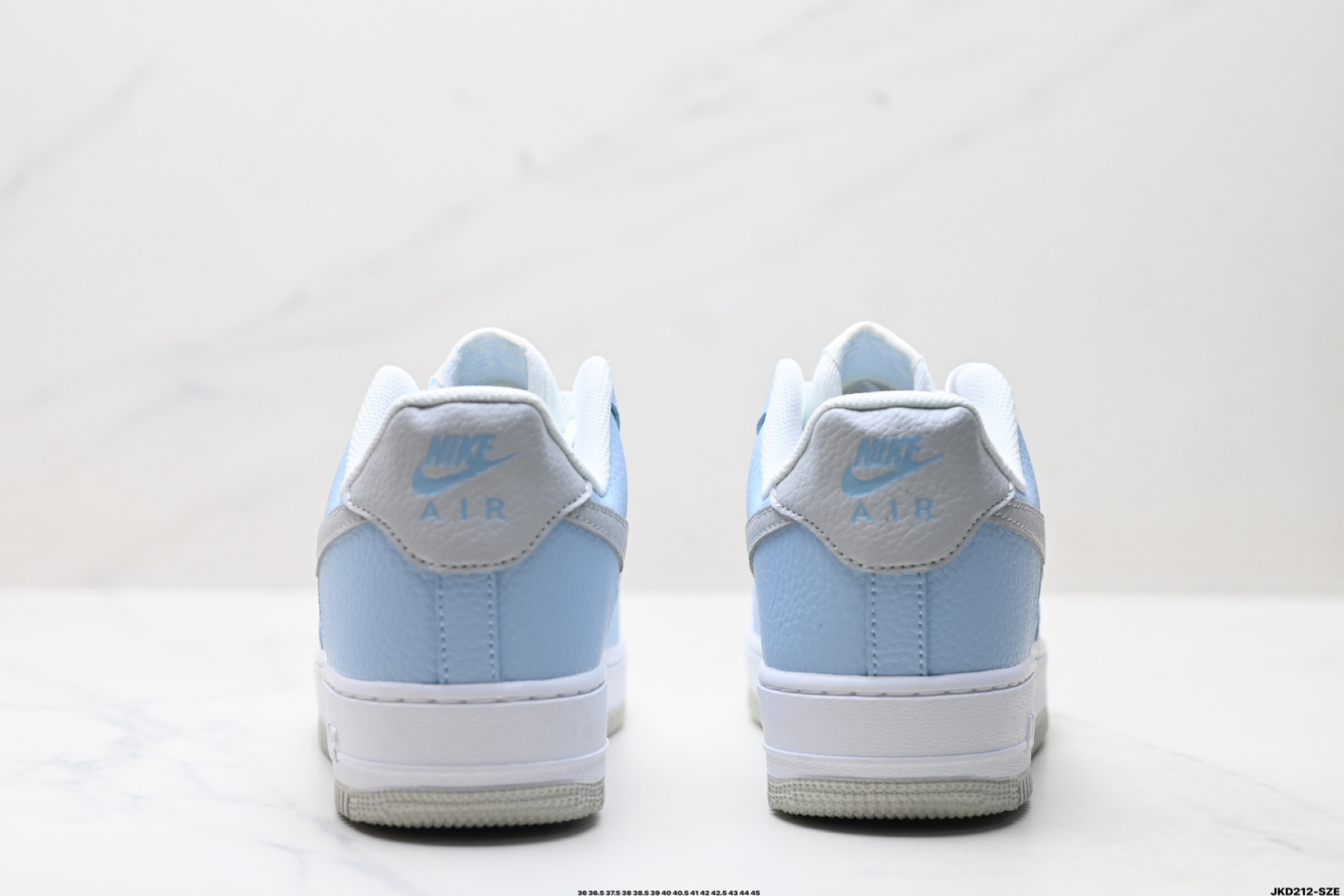 170 耐克Nike AIR FORCE 1‘07 空军一号低帮百搭休闲运动板鞋 HF0022-400