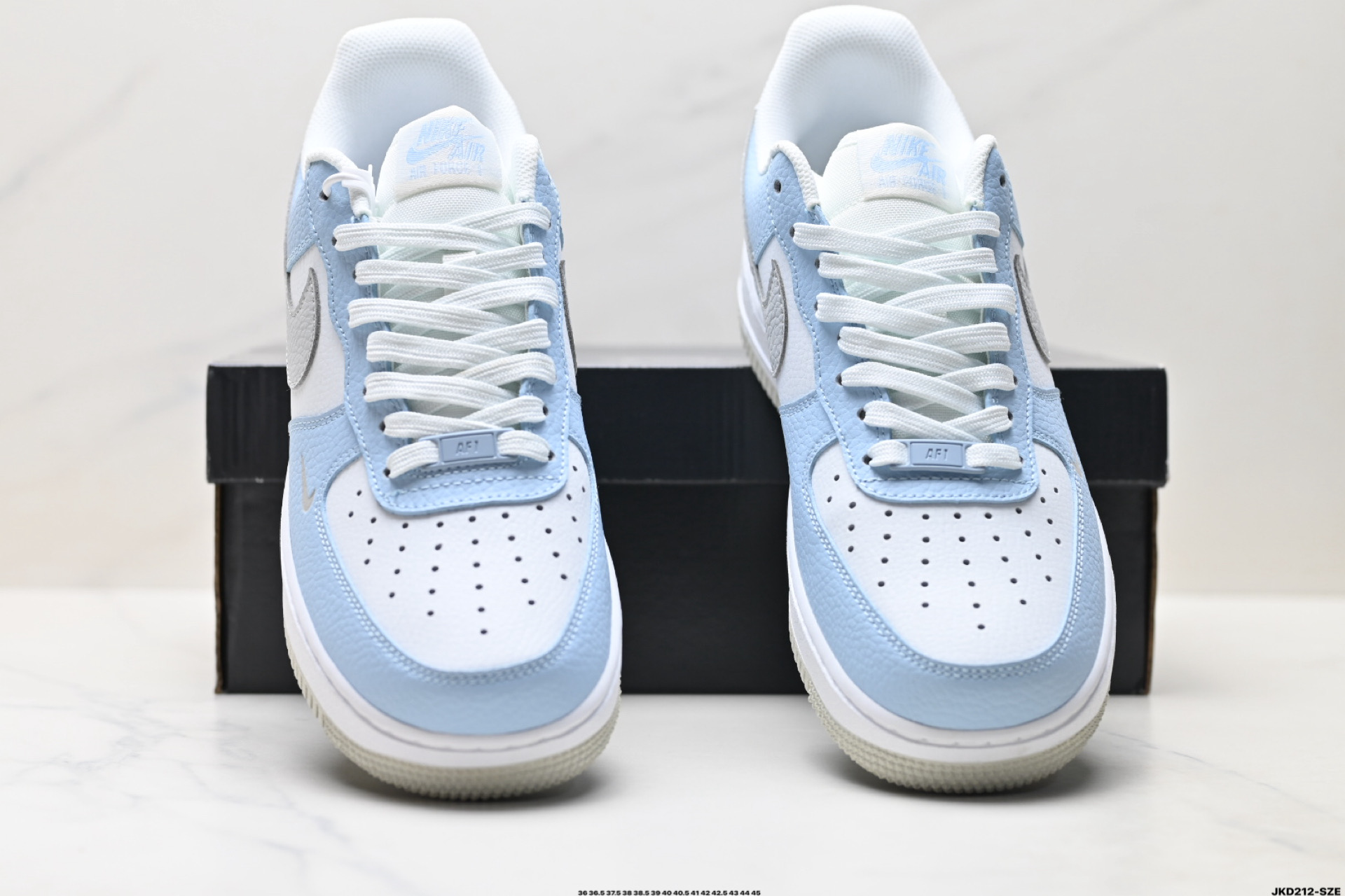 170 耐克Nike AIR FORCE 1‘07 空军一号低帮百搭休闲运动板鞋 HF0022-400