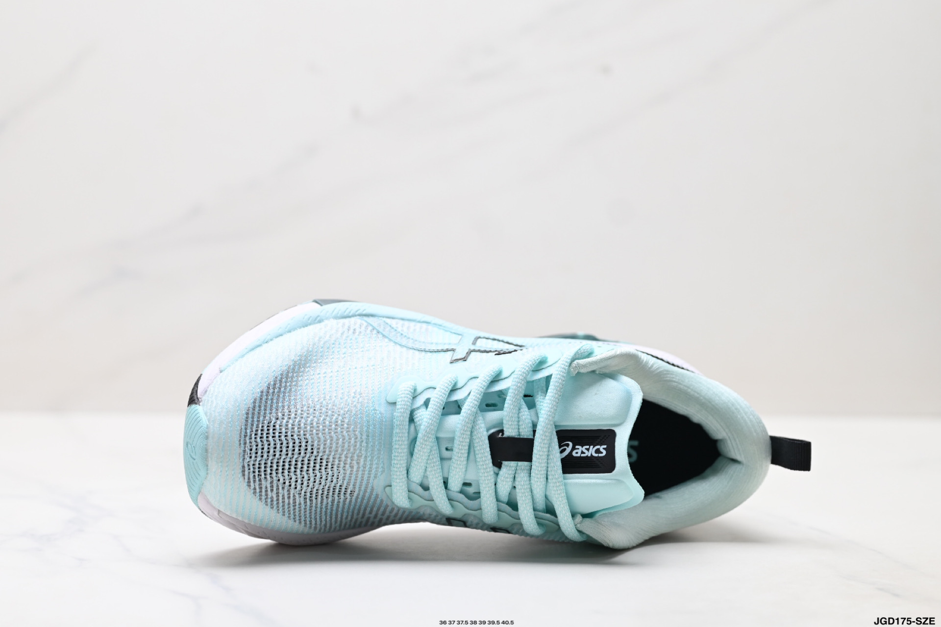 Asics Gel-Kinsei Blast: Comodidad y estilo para tus carreras diarias 3 i1755880698407 3808 0 1