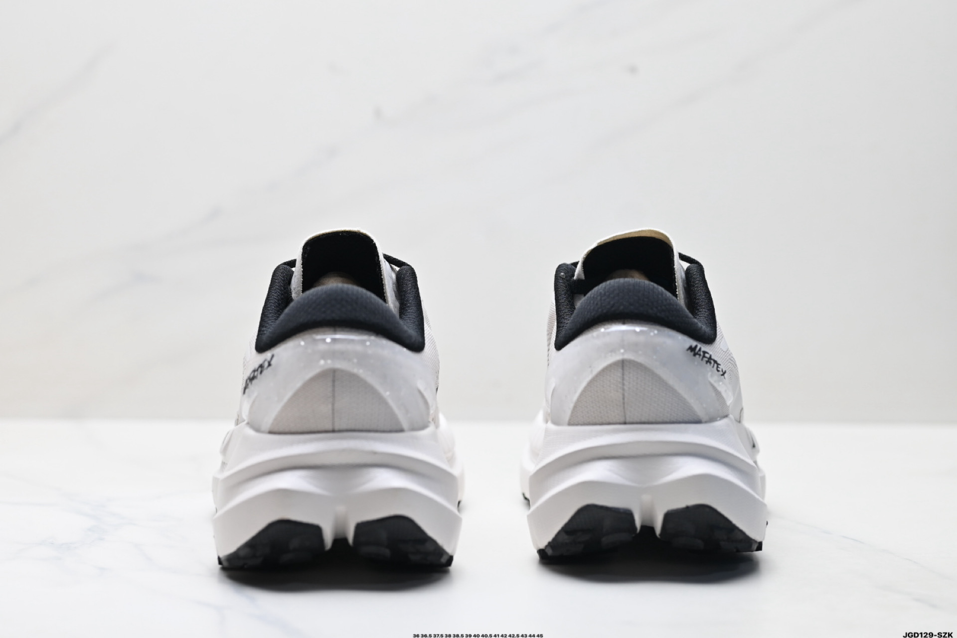 190 HOKA ONE ONE M MAFATE X 时尚舒适 织物减震防滑支撑低帮 越野跑步鞋 1161993