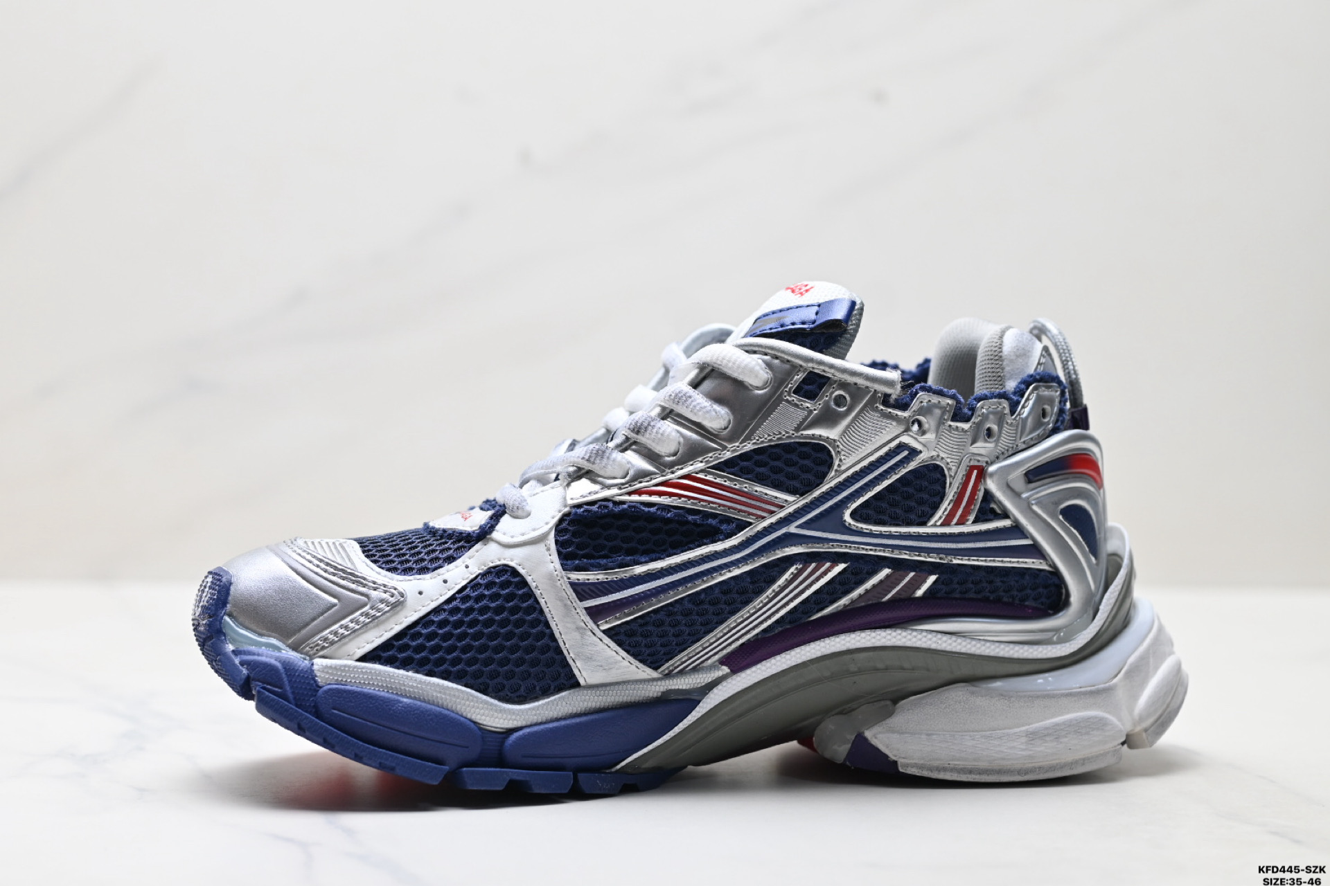 550 Balenciaga巴黎世家 Runner 皮革 百搭简约 低帮老爹鞋  772774 WRUNG 4610