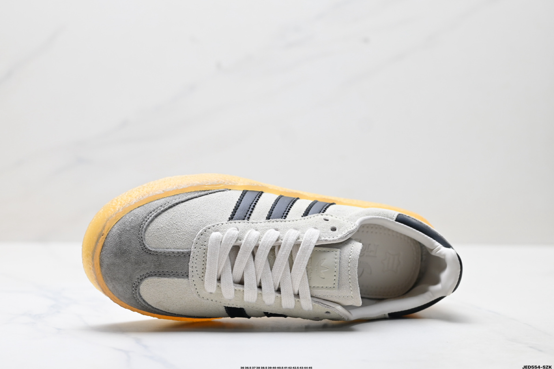 160 AdidSamba Kith Clarks 阿迪达斯 三叶草 复古休闲防滑耐磨低帮板鞋 IE4033