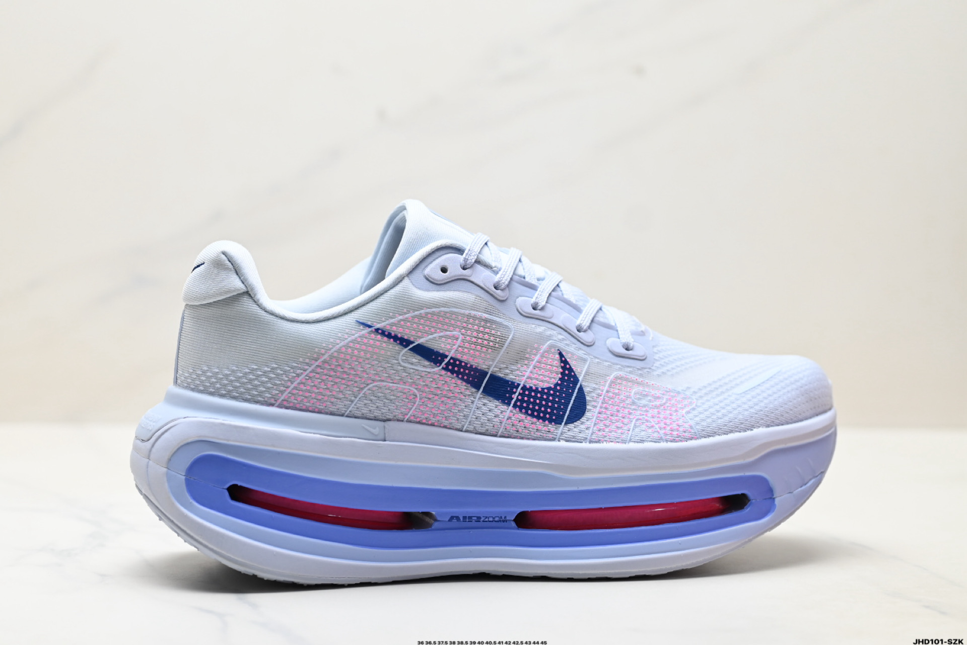 200 Nike VOMERO PREMIUM 耐克 舒适减震防滑 低帮跑步鞋  HQ2050-788