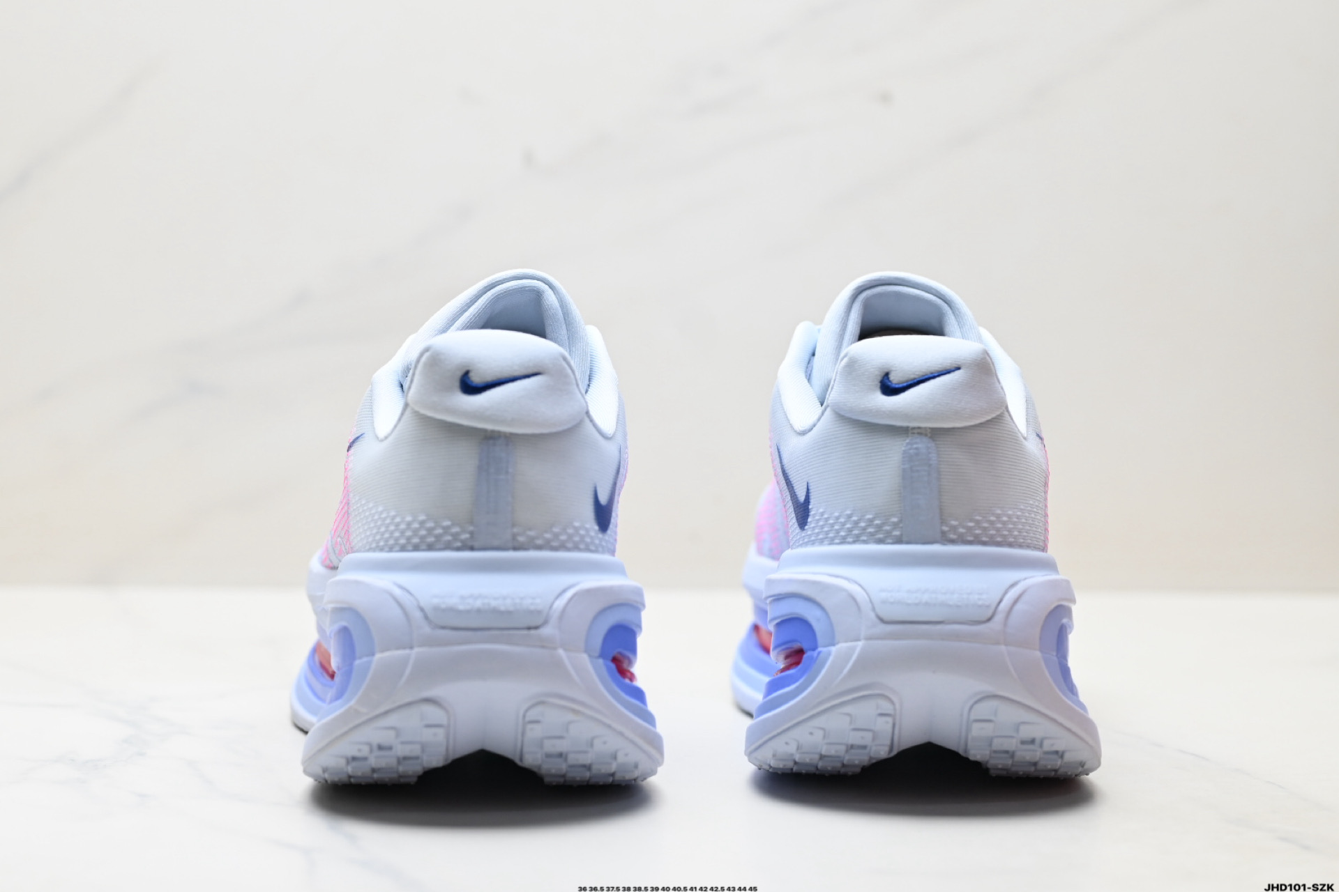 200 Nike VOMERO PREMIUM 耐克 舒适减震防滑 低帮跑步鞋  HQ2050-788
