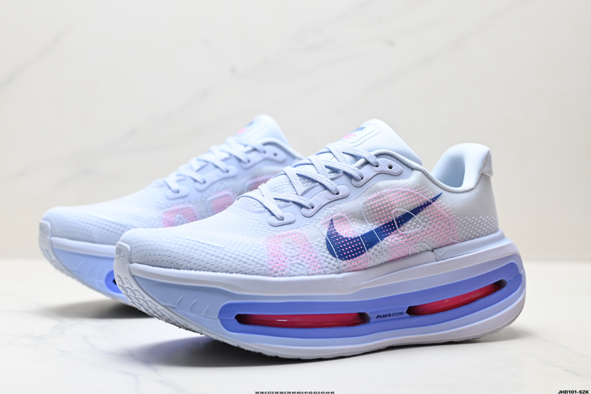 200 Nike VOMERO PREMIUM 耐克 舒适减震防滑 低帮跑步鞋  HQ2050-788