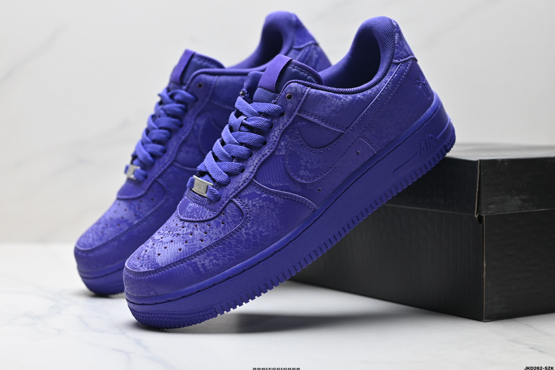 170 耐克Nike AIR FORCE 1‘07 空军一号低帮百搭休闲运动板鞋 IB0018-500