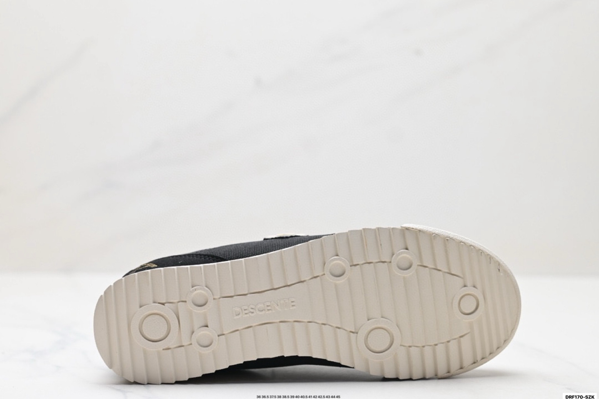 Descente CHRON Zapatillas Retro Deportivas Casuales Unisex - D4231LSN14 10 i1755966748229 456 0 8