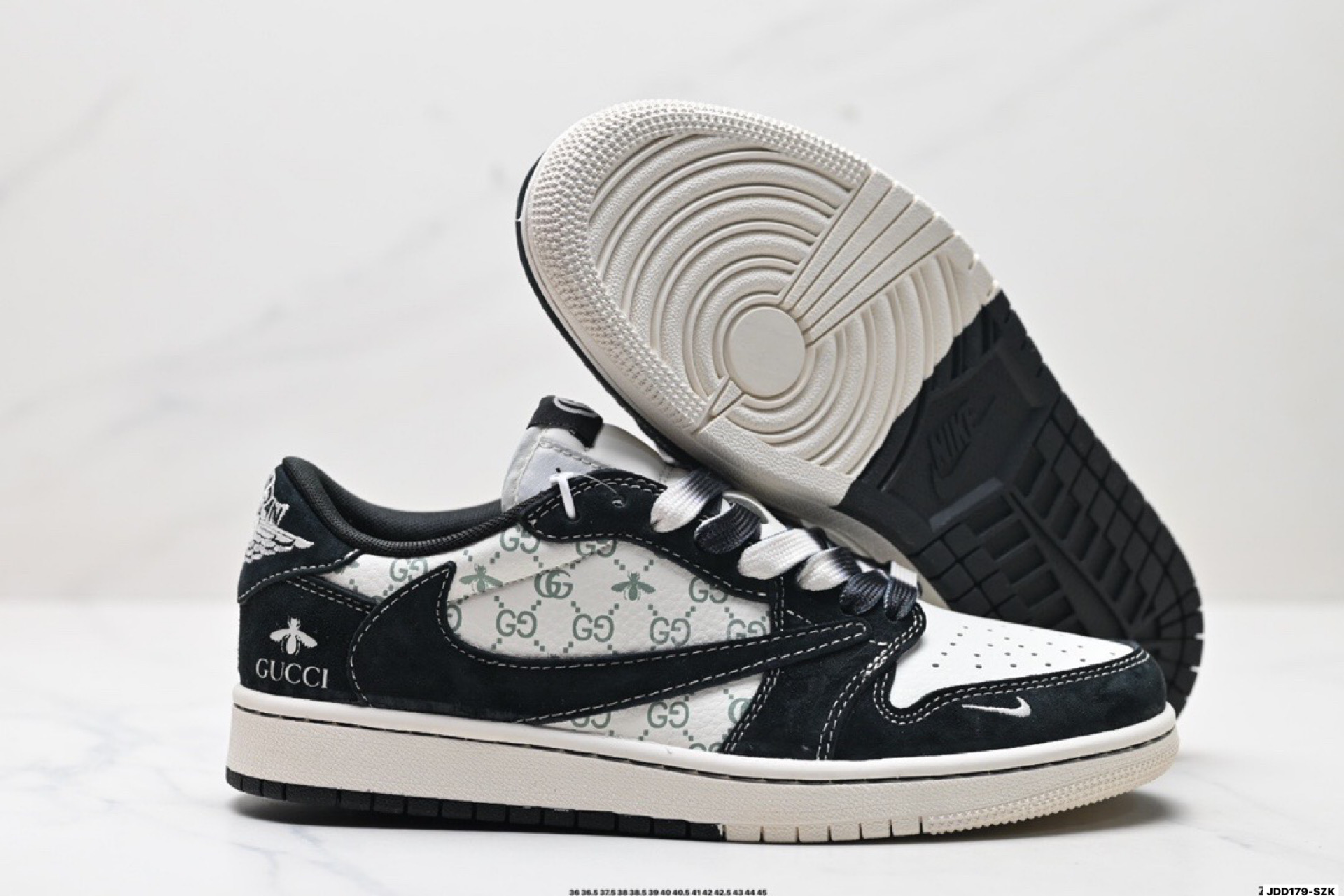 Nike Air Jordan 1 x Travis Scott 'DIY' Custom Low Sneakers 6 i1755967177060 6154 0 4