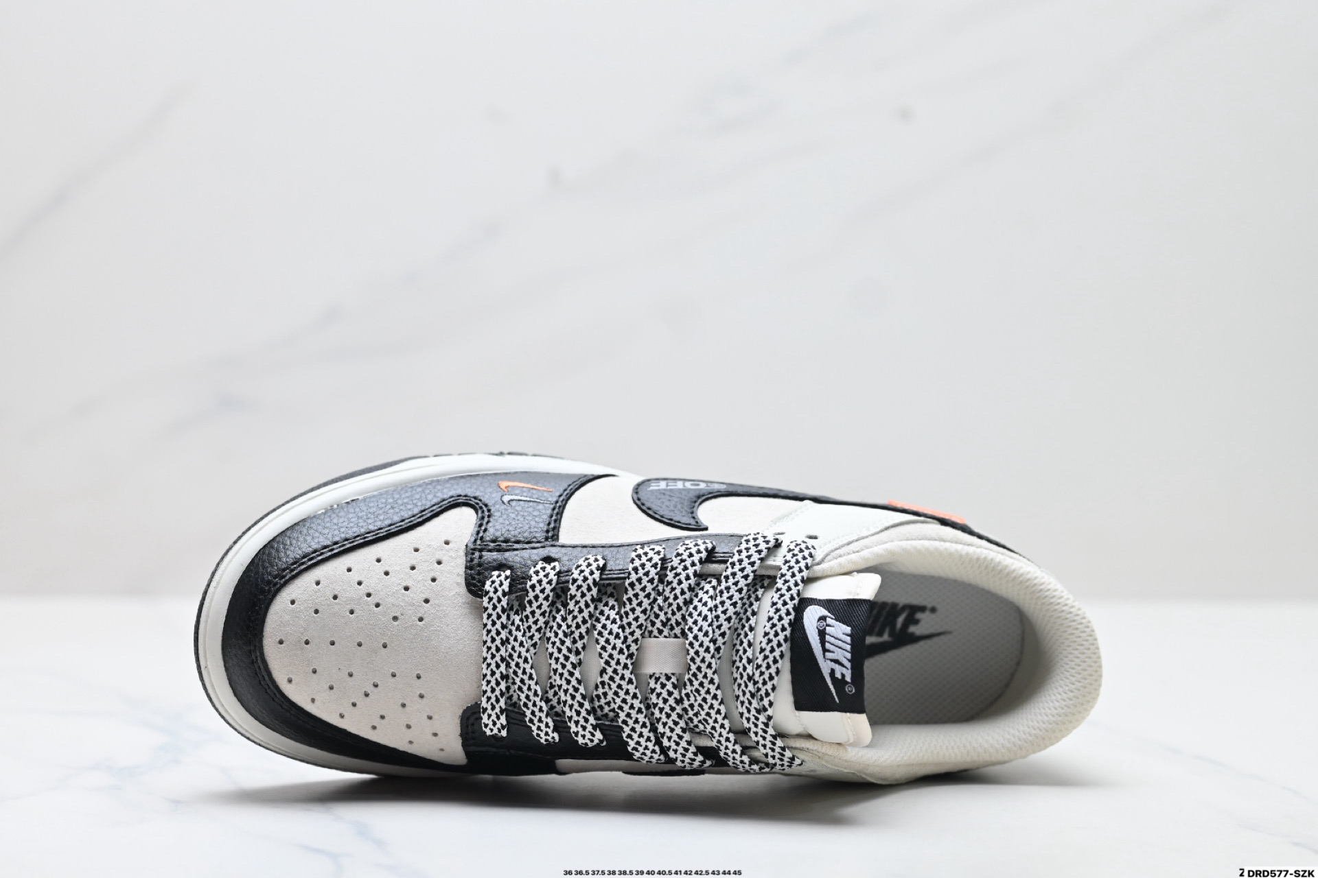 Nike Dunk Low Retro: Estilo y comodidad para tu día a día 3 i1755967253675 5790 0 1