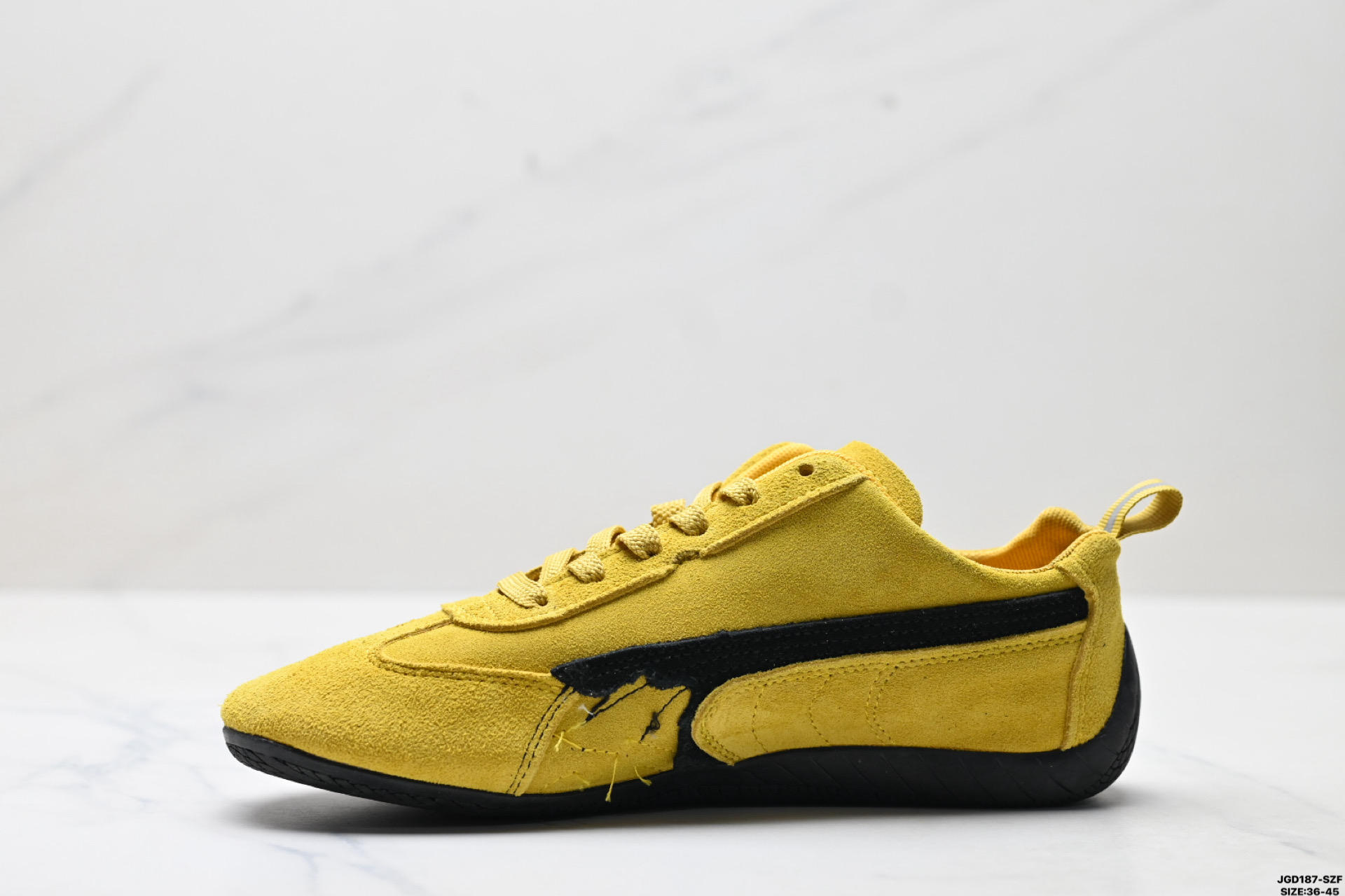 190 PUMA 彪马 x Balenciaga巴黎世家 Speedcat 系列 薄底鞋 牛皮绒面革 圆头做旧磨损 低帮 生活休闲鞋  406519-04
