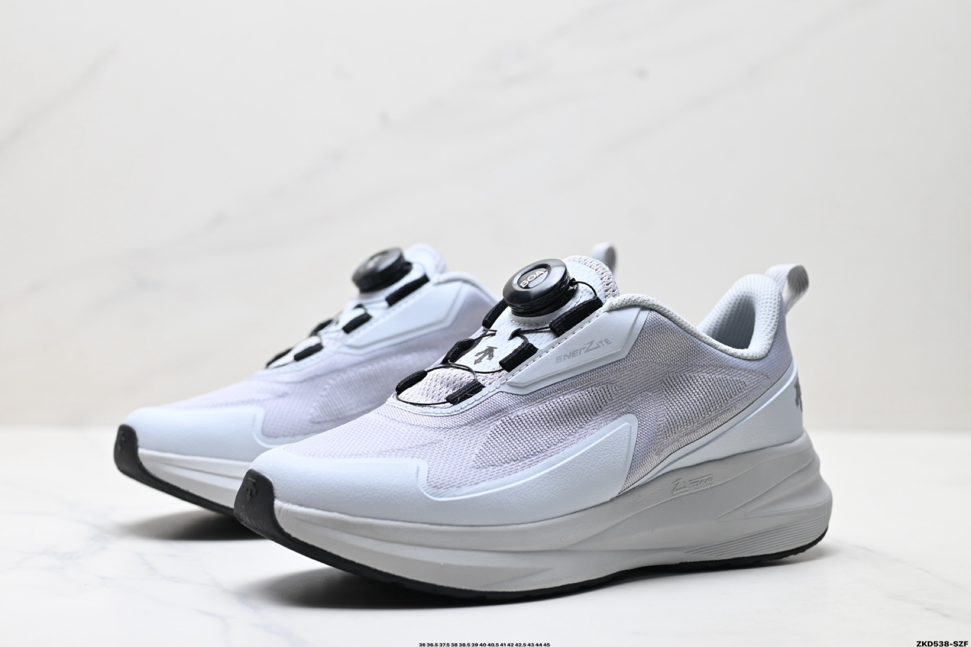 280 迪桑特DESCENTE LAVITATE TRAIL 3.0 舒适百搭防滑耐磨 低帮 休闲跑步鞋  D5331RRN08