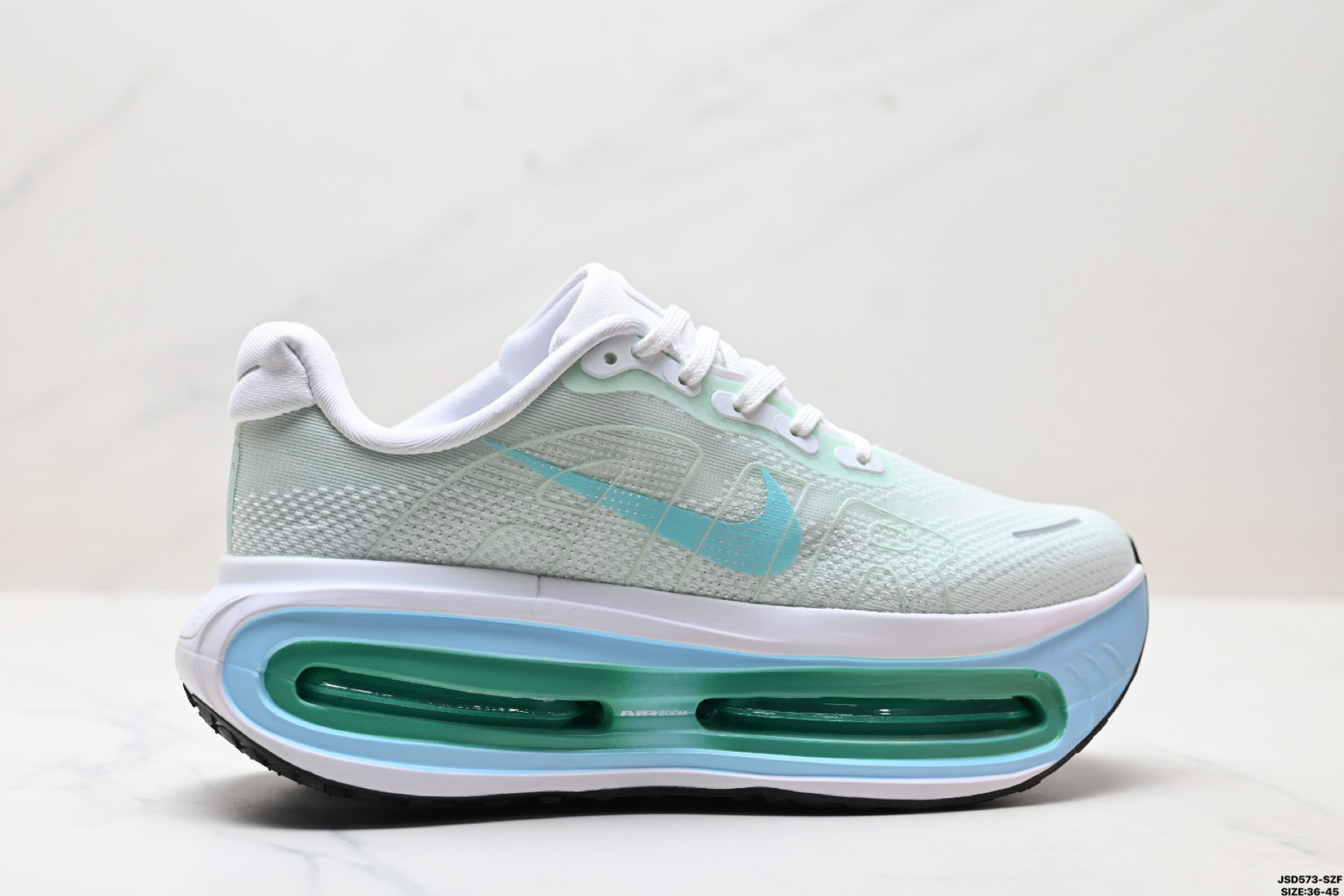 220 Nike VOMERO PREMIUM 耐克 舒适减震防滑 低帮跑步鞋 FN8453-014