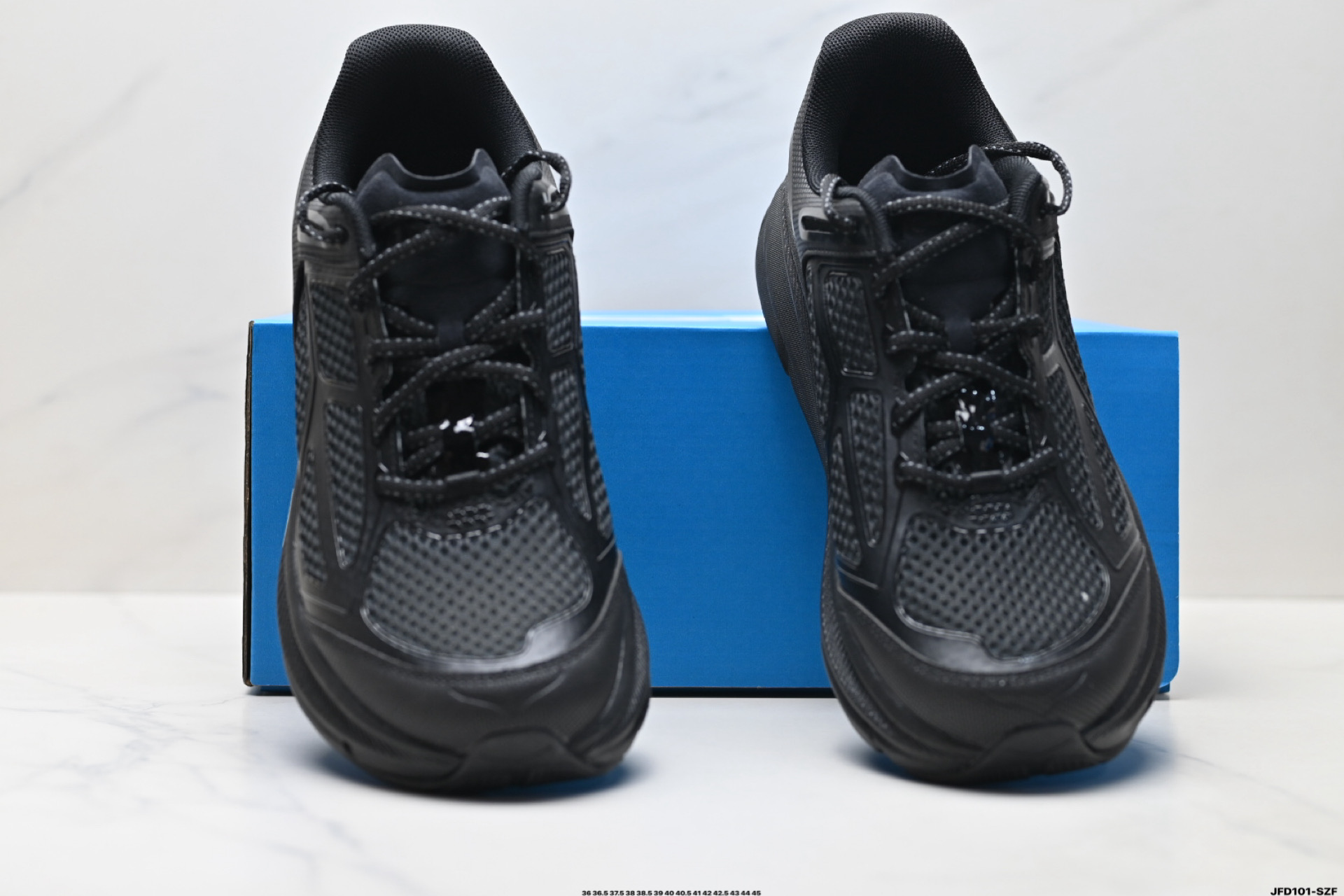 180 HOKA M CLIFTONE9 轻量低帮户外越野跑鞋 户外山脉越野轻量运动跑鞋  1162135