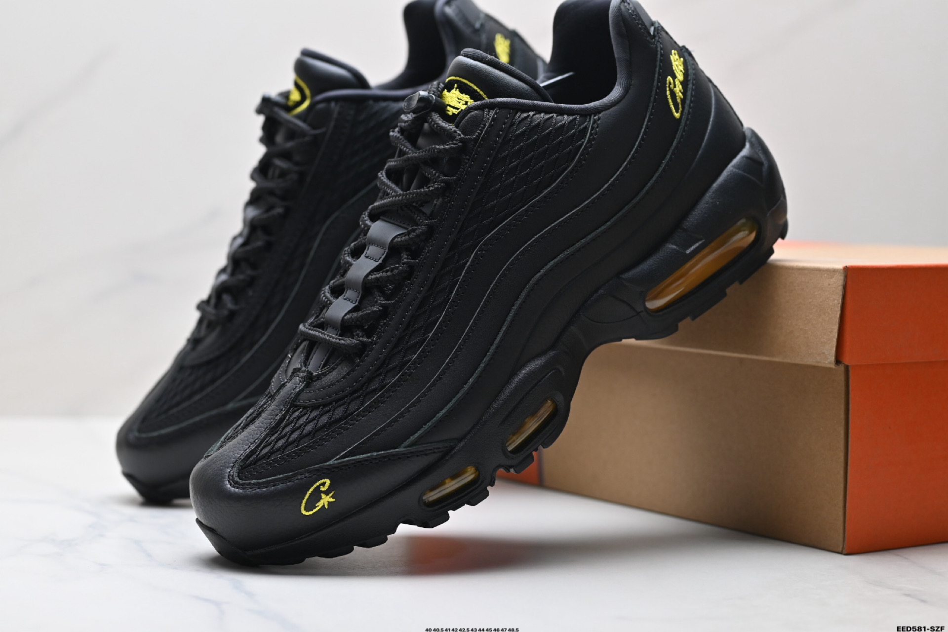 390 纯原NIKE AIR MAX 95 SP 耐克 气垫复古慢跑百搭鞋休闲运动鞋  FB2709-003