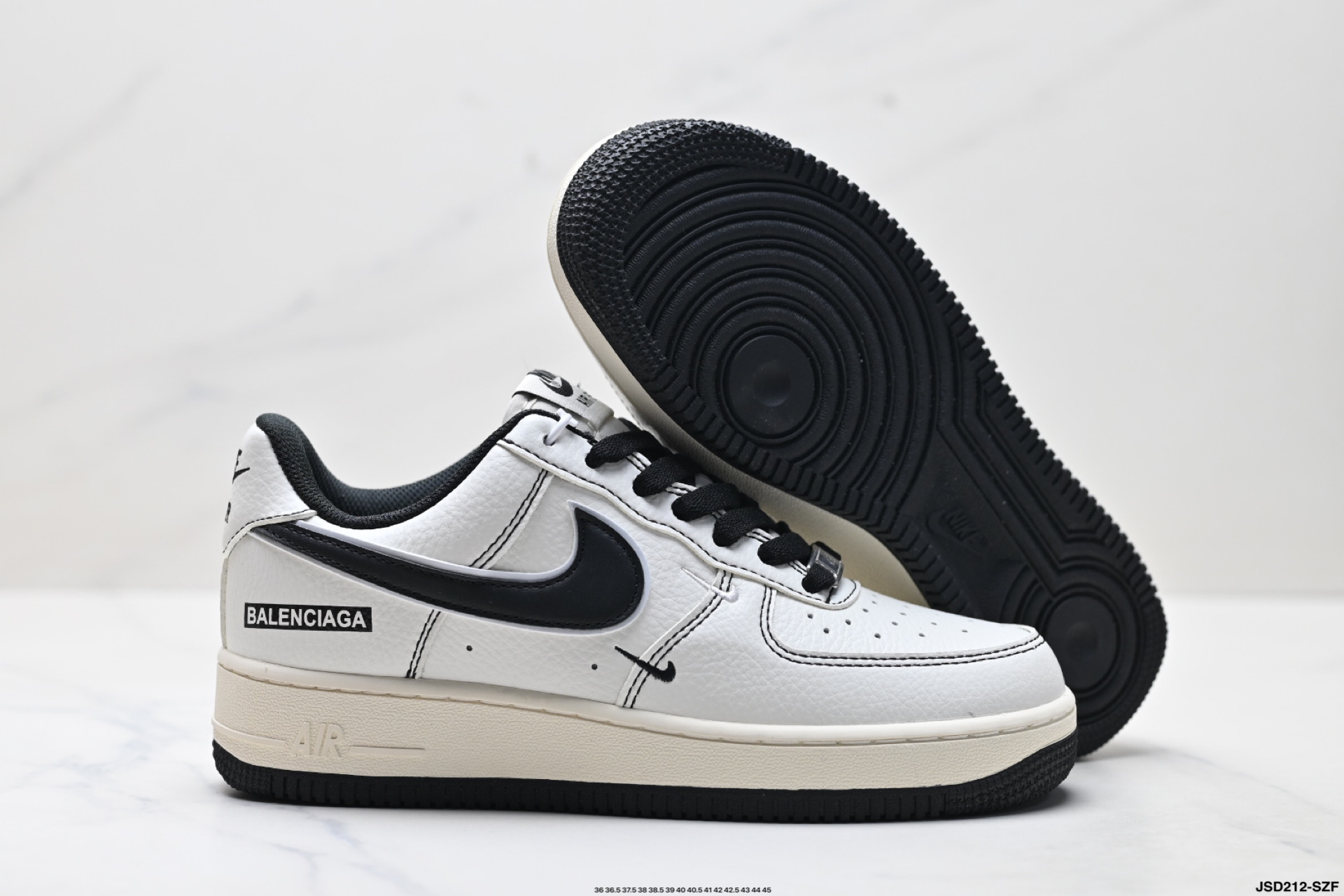 220 NIKE AIR FORCE 1‘07 CW2288-111