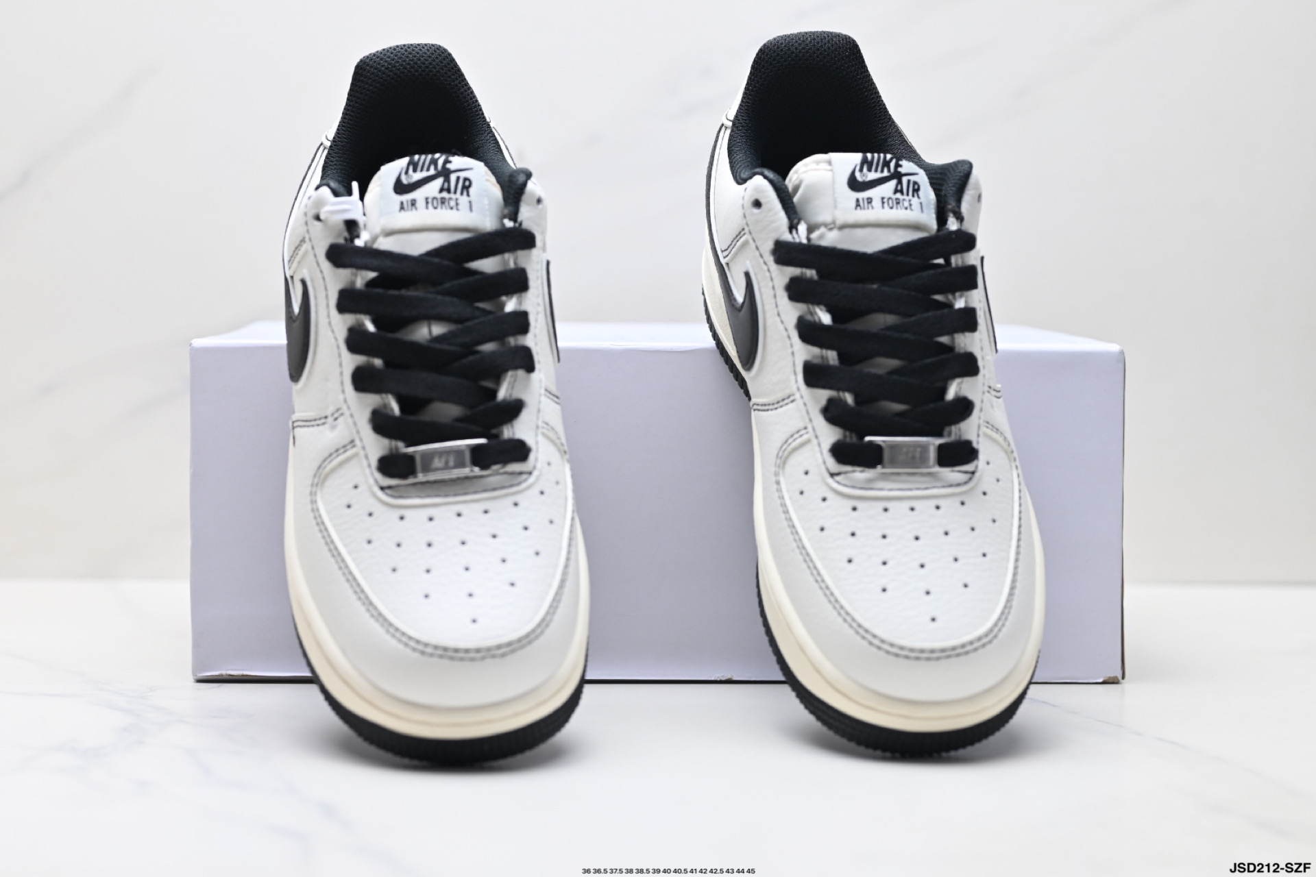 220 NIKE AIR FORCE 1‘07 CW2288-111