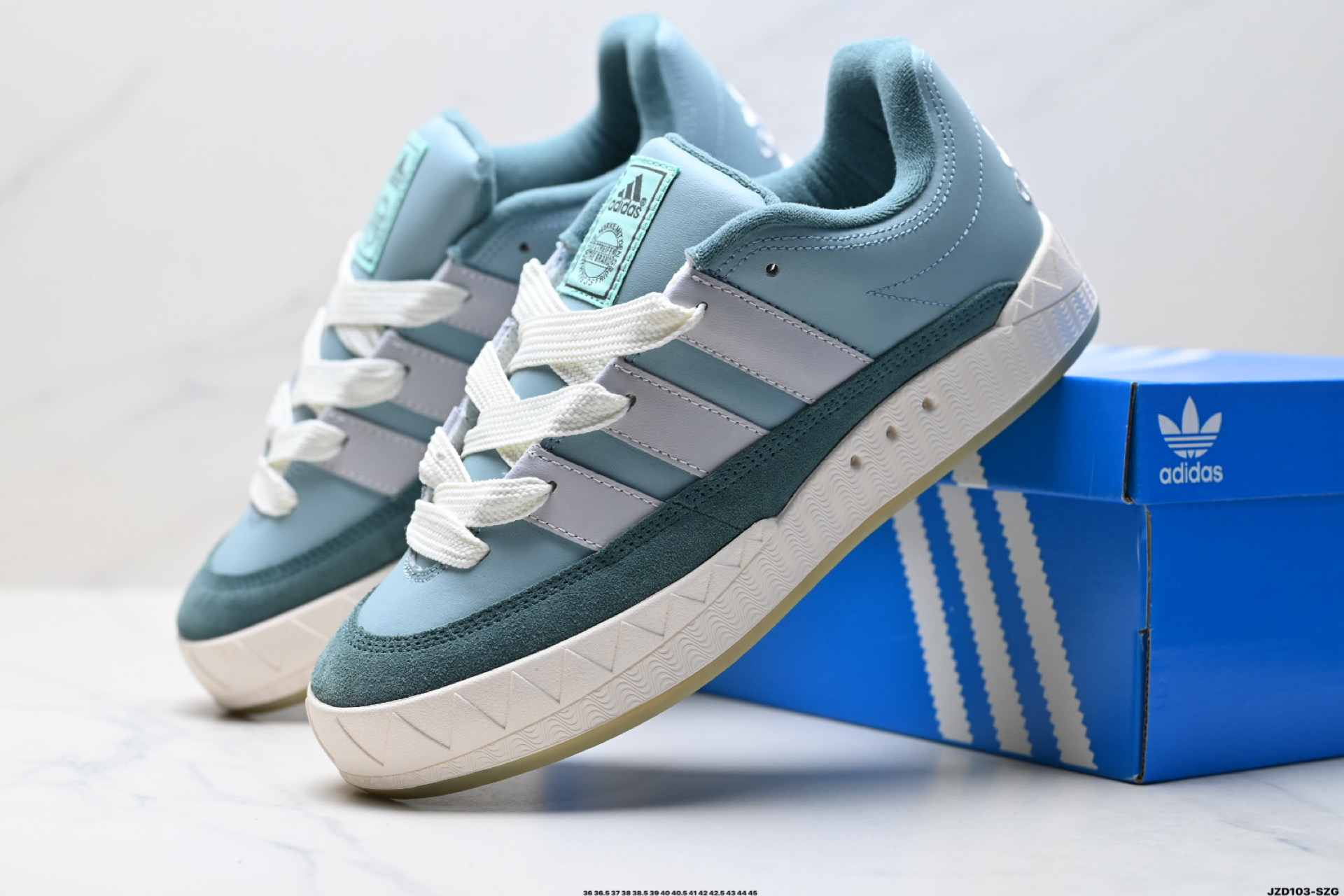 Adidas Adimatic Low 马蒂奇系列低帮 复古鲨鱼面包鞋运动休闲滑板板鞋 IE1589