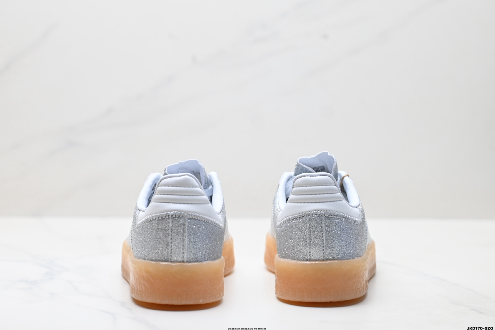 Adidas Originals Samba XLG 桑巴舞系列 阿迪达斯 三叶草 绅士德训足球风百搭低帮休闲运动板鞋 JI1348