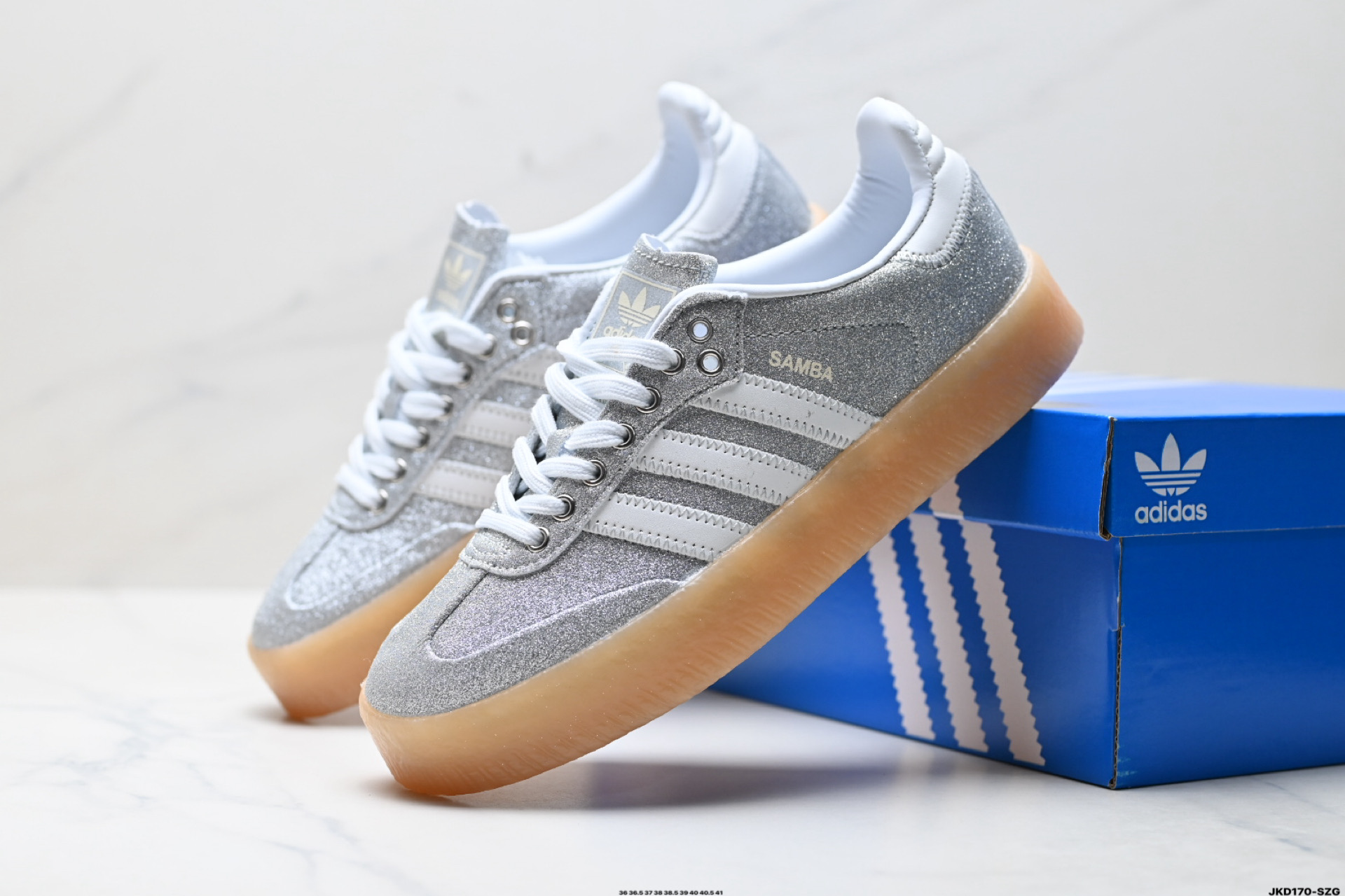Adidas Originals Samba XLG 桑巴舞系列 阿迪达斯 三叶草 绅士德训足球风百搭低帮休闲运动板鞋 JI1348