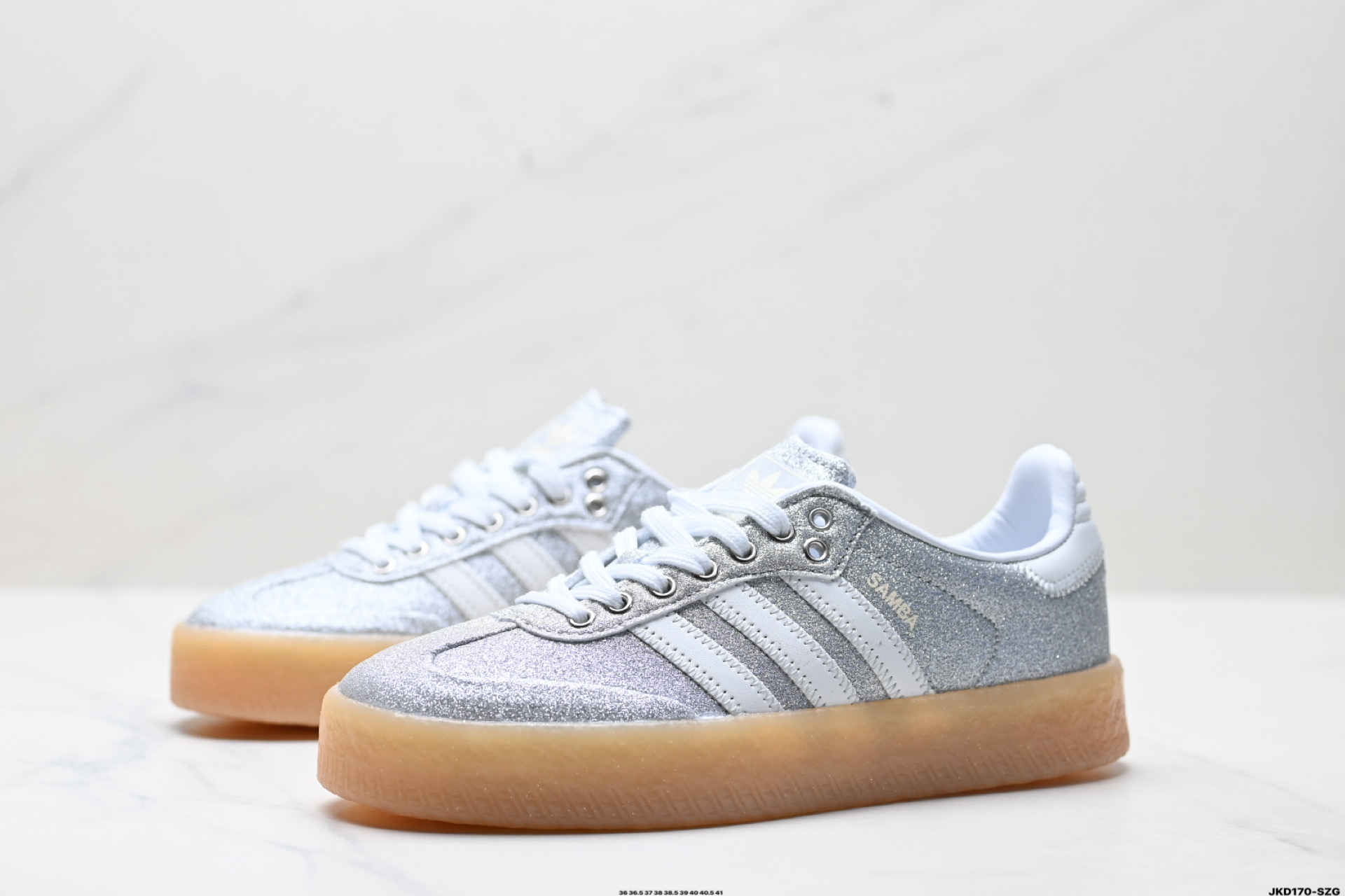 Adidas Originals Samba XLG 桑巴舞系列 阿迪达斯 三叶草 绅士德训足球风百搭低帮休闲运动板鞋 JI1348