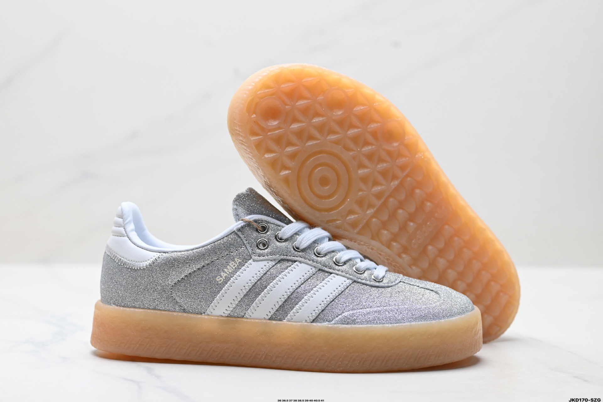 Adidas Originals Samba XLG 桑巴舞系列 阿迪达斯 三叶草 绅士德训足球风百搭低帮休闲运动板鞋 JI1348