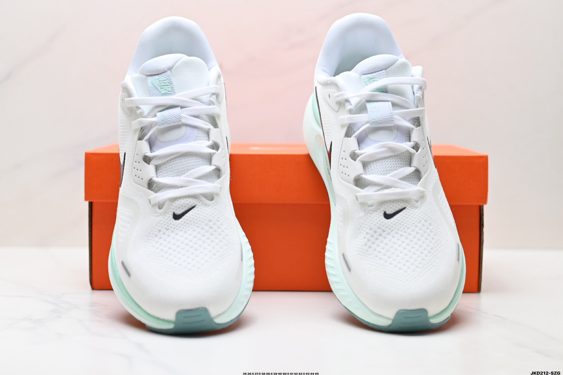 Nike Air Zoom Structure 26 耐克 登月网面系列 训跑练步鞋 HJ1102-100