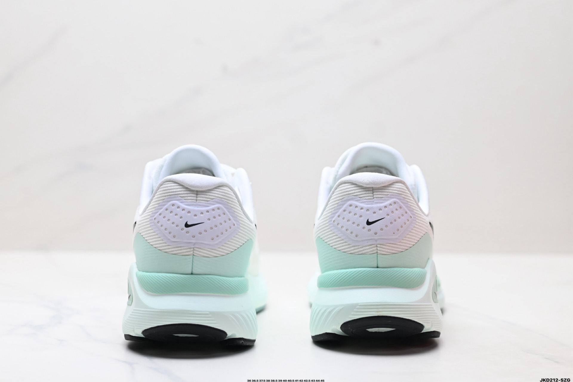 Nike Air Zoom Structure 26 耐克 登月网面系列 训跑练步鞋 HJ1102-100