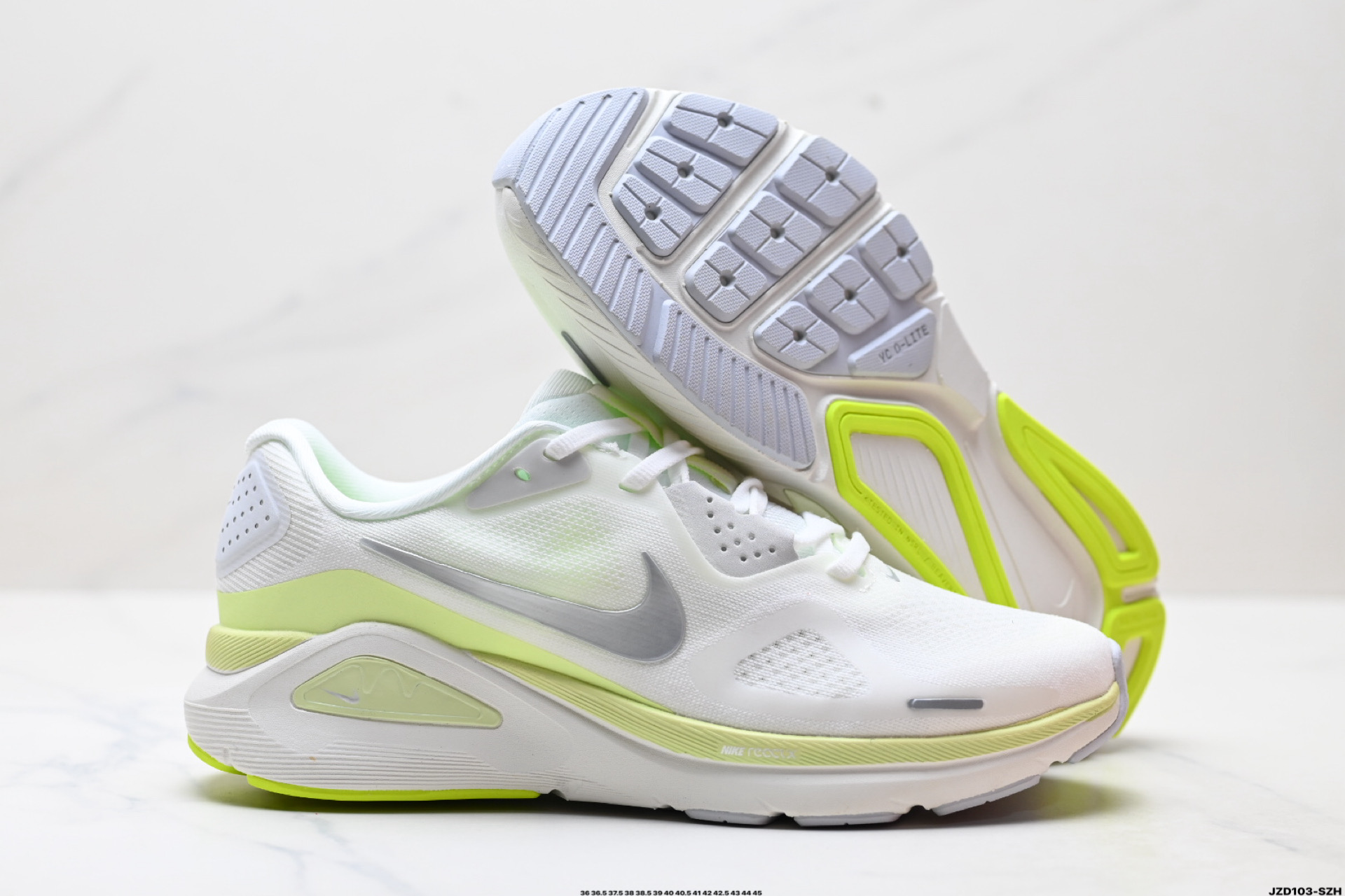 Nike Air Zoom Structure 26: Comodidad y Estilo para tus Carreras Diarias 6 i1756222517648 2694 0 4
