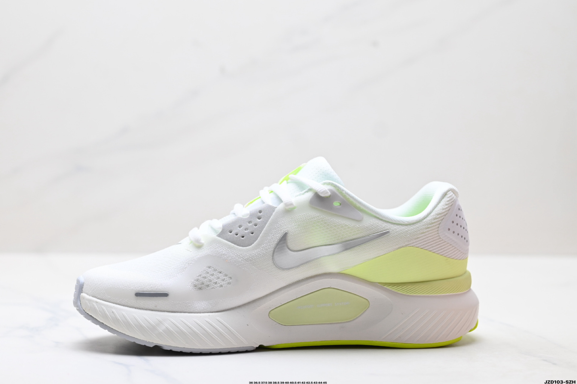 Nike Air Zoom Structure 26: Comodidad y Estilo para tus Carreras Diarias 4 i1756222517973 3895 0 2