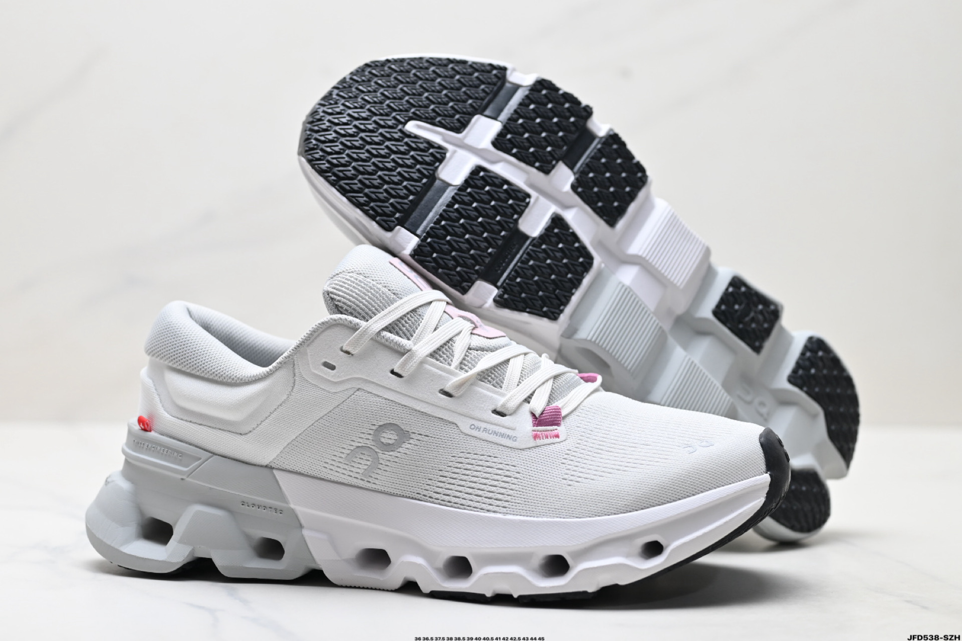 On 昂跑 Cloudflyer 5 舒适 轻便 减震耐磨跑步鞋