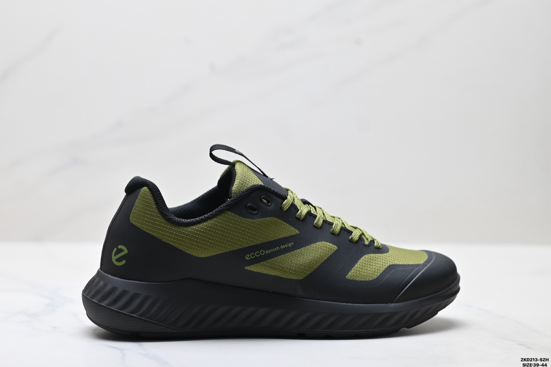 Ecco爱步Biom AEX 健步防水轻跑透气休闲鞋