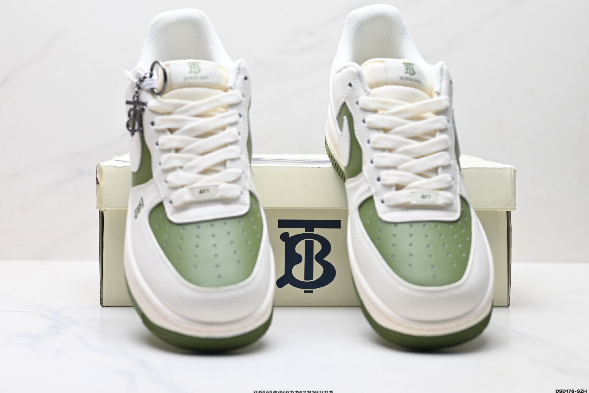 Nike Air Force 1 '07 Edición Especial con Detalles de Burberry 8 i1756223764858 5802 0 6