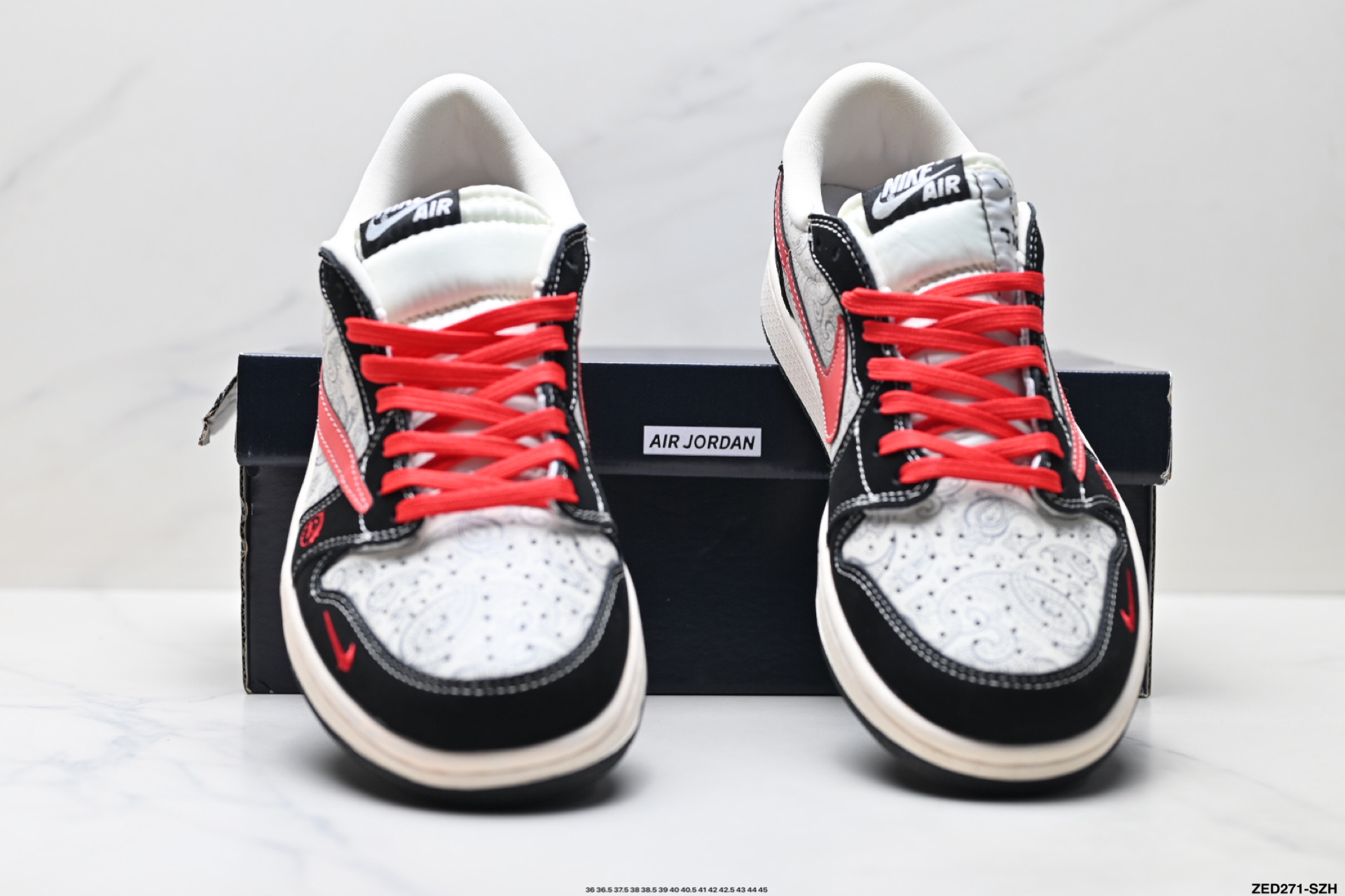 Nike Air Jordan 1 x Travis Scott AJ1倒勾 乔一倒钩 ‘DIY’定制 耐克 低帮文化篮球鞋 LD2025-035