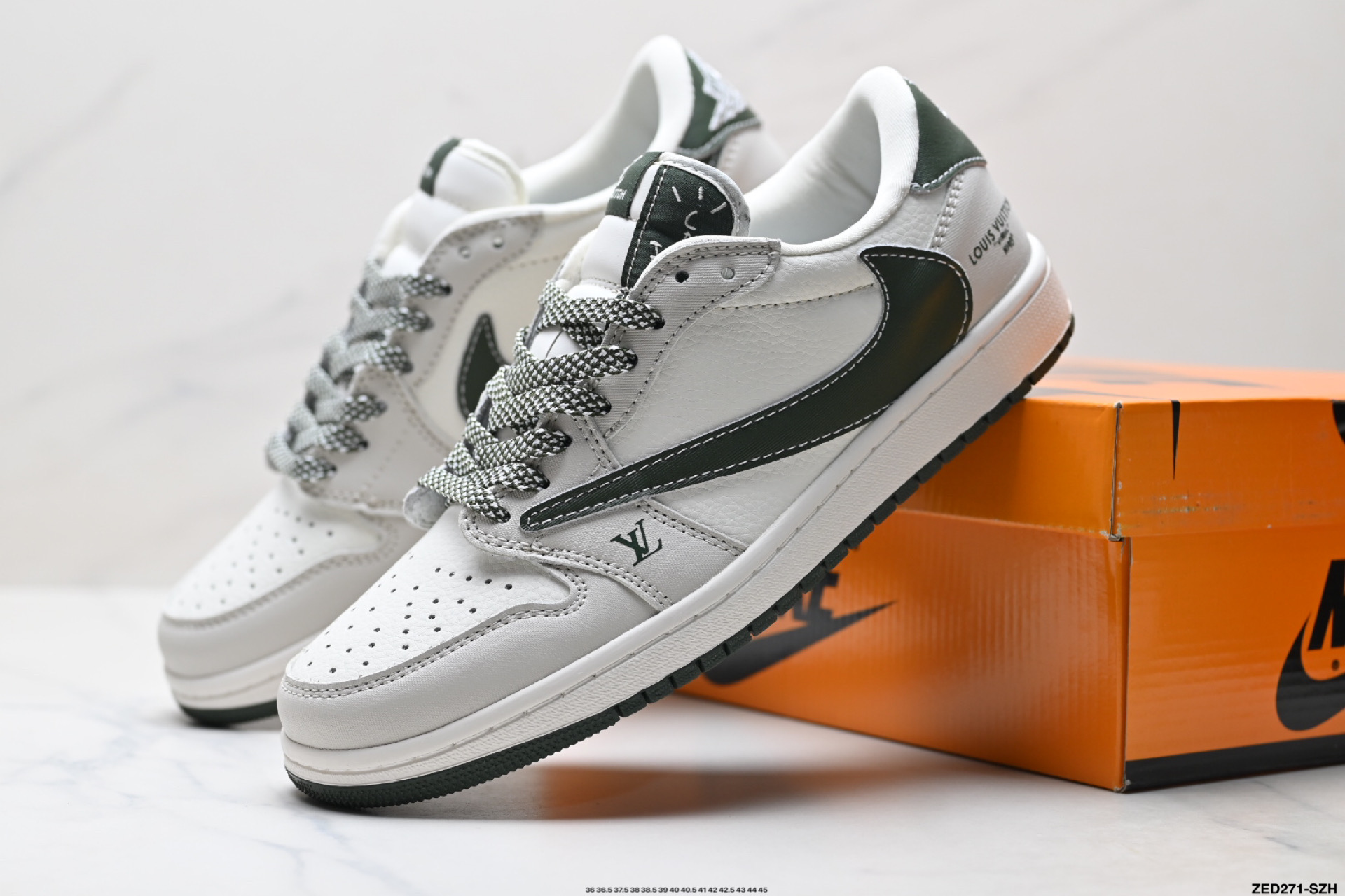 Nike Air Jordan 1 x Travis Scott AJ1倒勾 乔一倒钩 ‘DIY’定制 耐克 低帮文化篮球鞋 JW1188-150