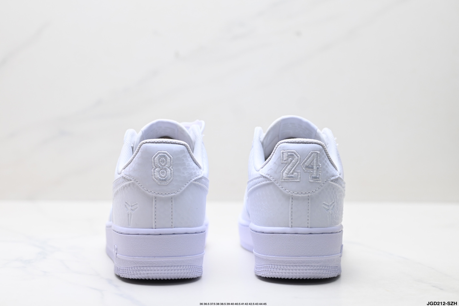 NIKE AIR FORCE 1‘07 LV8 IB0018-100