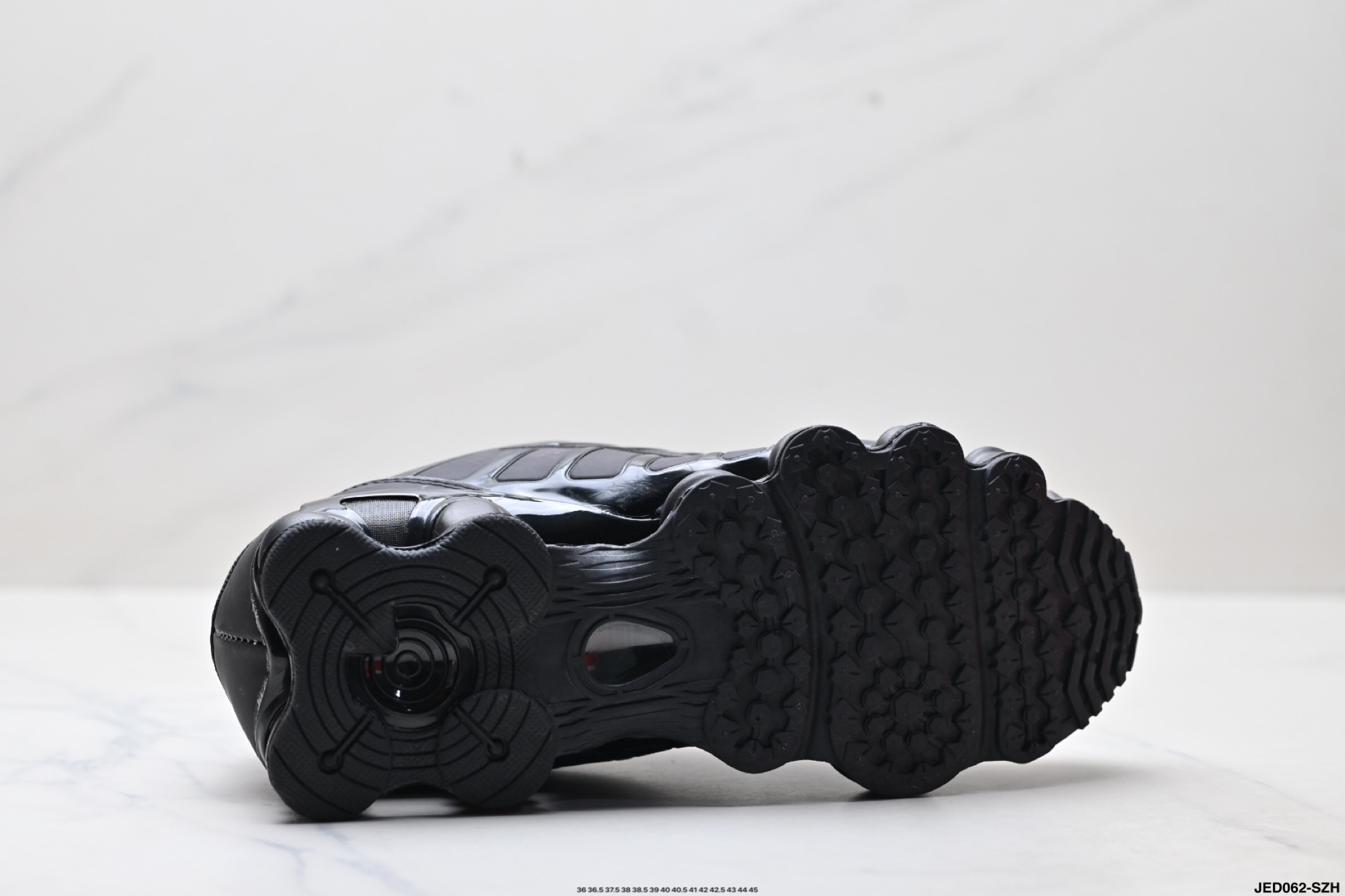 Nike Air Max Dn: Innovación y Comodidad en Cada Paso 10 i1756227570570 9084 0 8