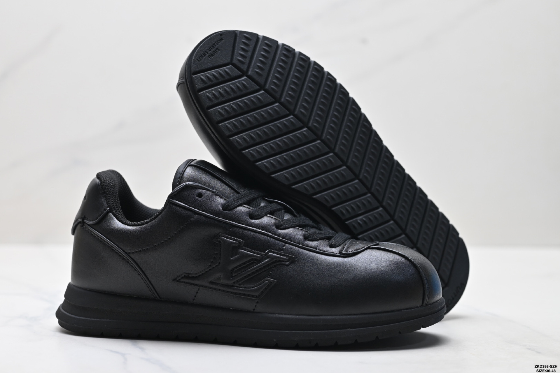 LOUIS VUITTON x Nigo 联名款 Buttersoft FW25 圆头系带 低帮 生活休闲鞋