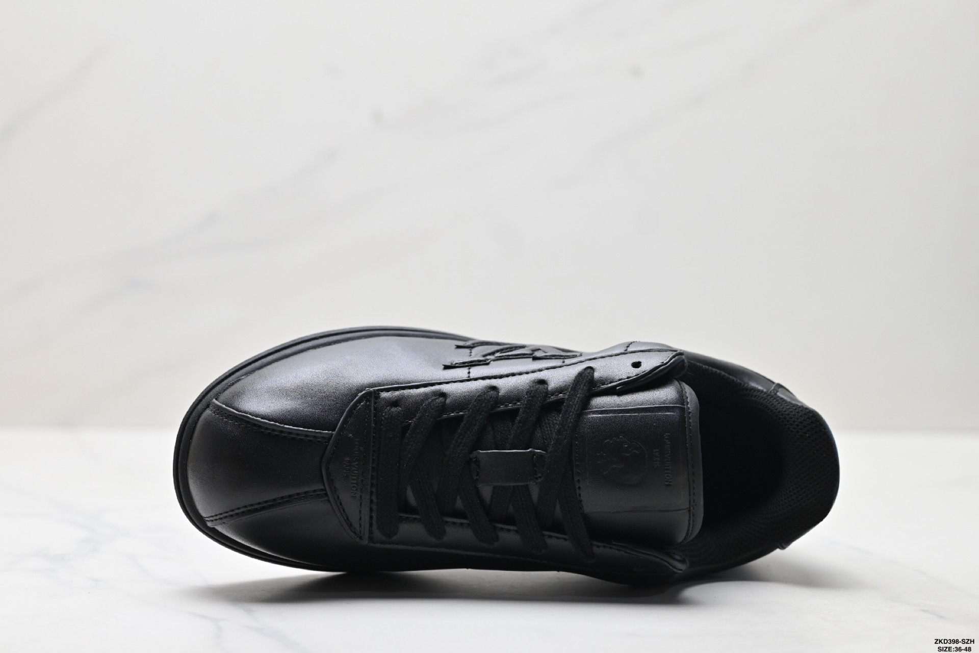 LOUIS VUITTON x Nigo 联名款 Buttersoft FW25 圆头系带 低帮 生活休闲鞋