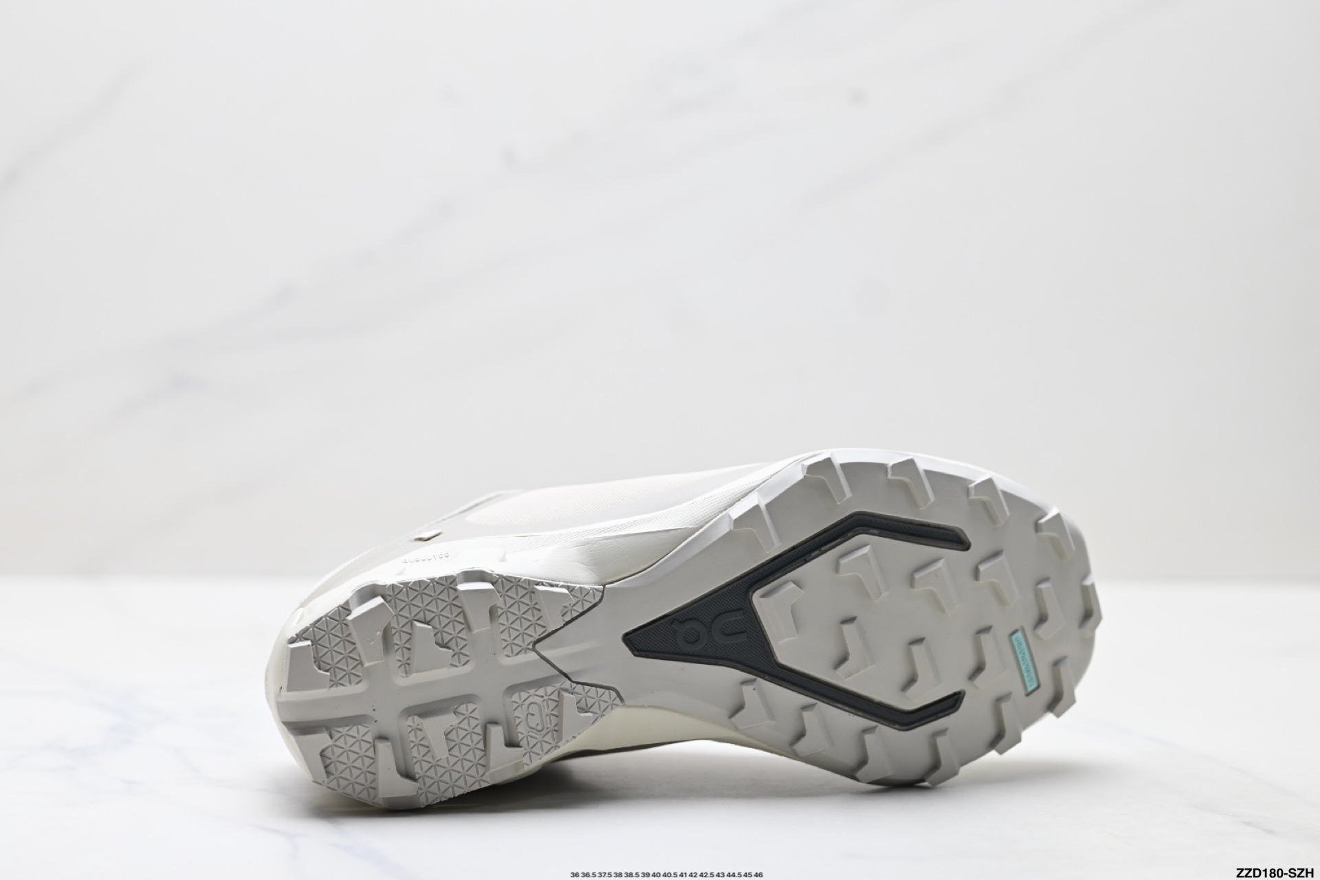 on 昂跑联名Cloudventure Peak PAF舒适耐磨防滑减震透气低帮男女款跑步鞋