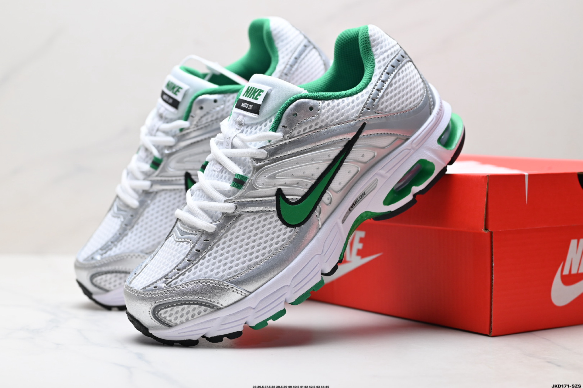 Nike Air Max Moto 2K 耐克 百搭舒适耐磨 低帮跑步鞋 HQ2056-007