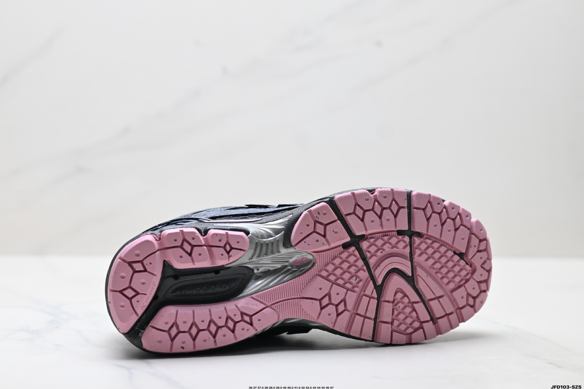 New Balance M1906系列 新百伦 复古单品宝藏老爹鞋款 复古元素叠加 质感超级棒 U1906RCU