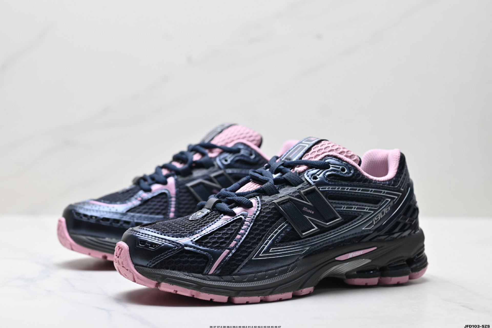 New Balance M1906系列 新百伦 复古单品宝藏老爹鞋款 复古元素叠加 质感超级棒 U1906RCU