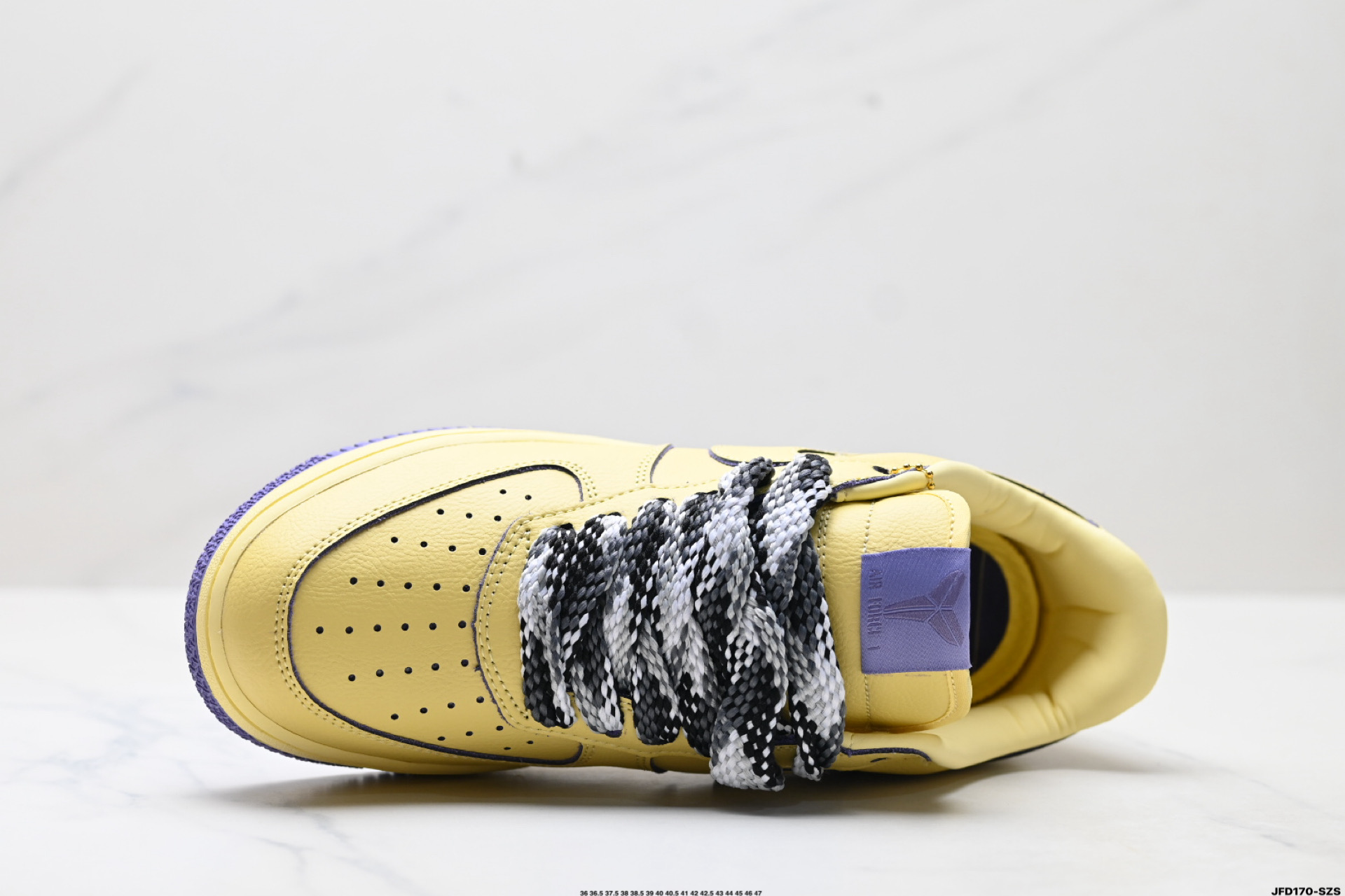 NIKE AIR FORCE 1‘07 HV9408-700