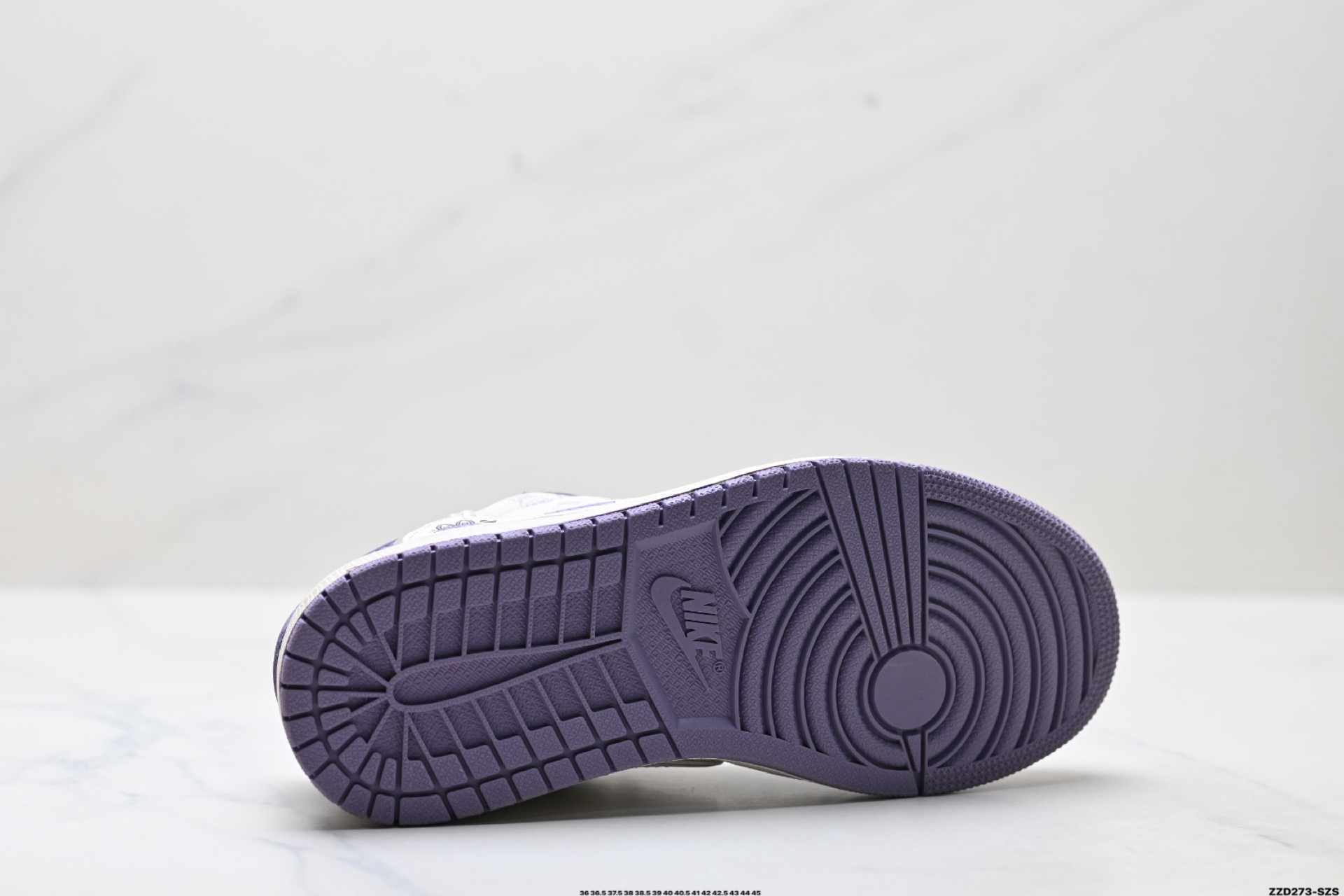 Nike Air Jordan 1 x Travis Scott AJ1倒勾 乔一倒钩 ‘DIY’定制 耐克 低帮文化篮球鞋 LD2028-058