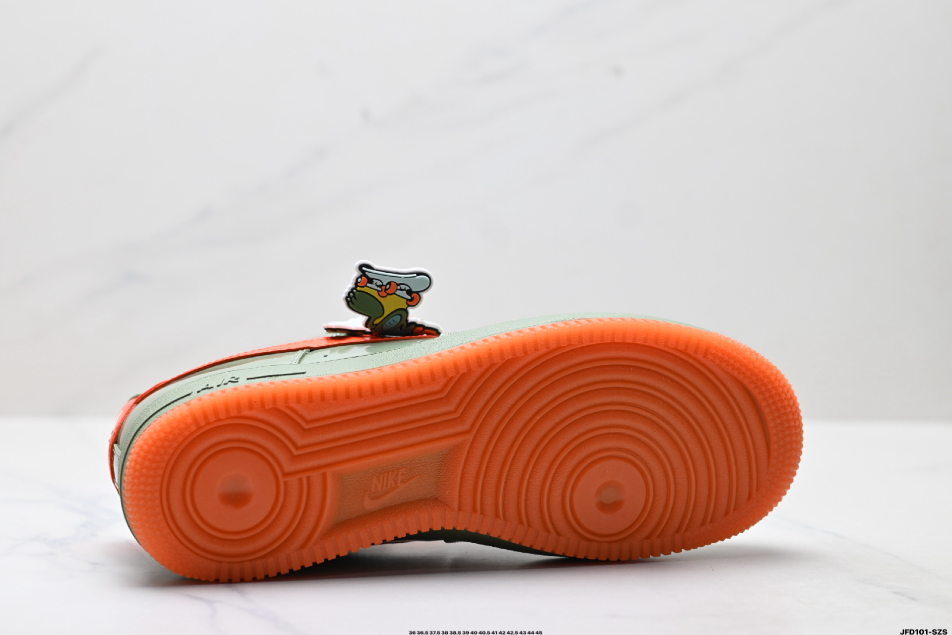 NIKE AIR FORCE 1‘07 HJ9118-386