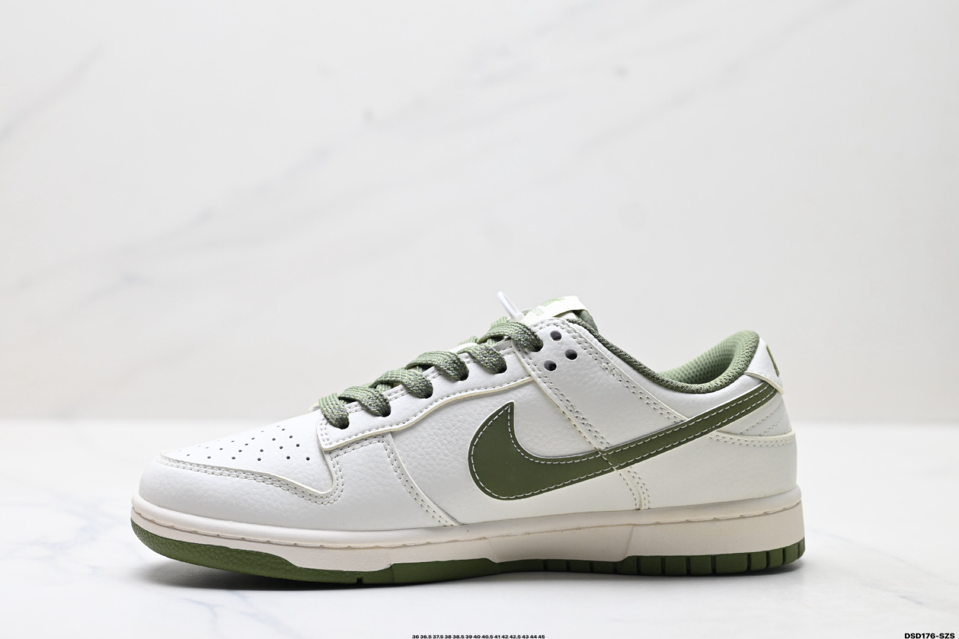 Nike Dunk Low Retro: Estilo Clásico y Comodidad para el Día a Día 4 i1756310052570 264 0 2